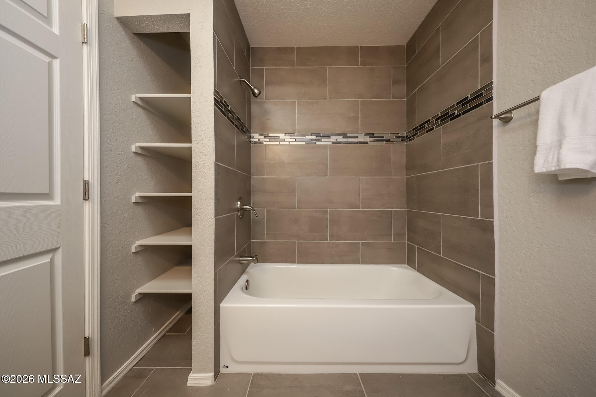 Leonora Annex - Residential