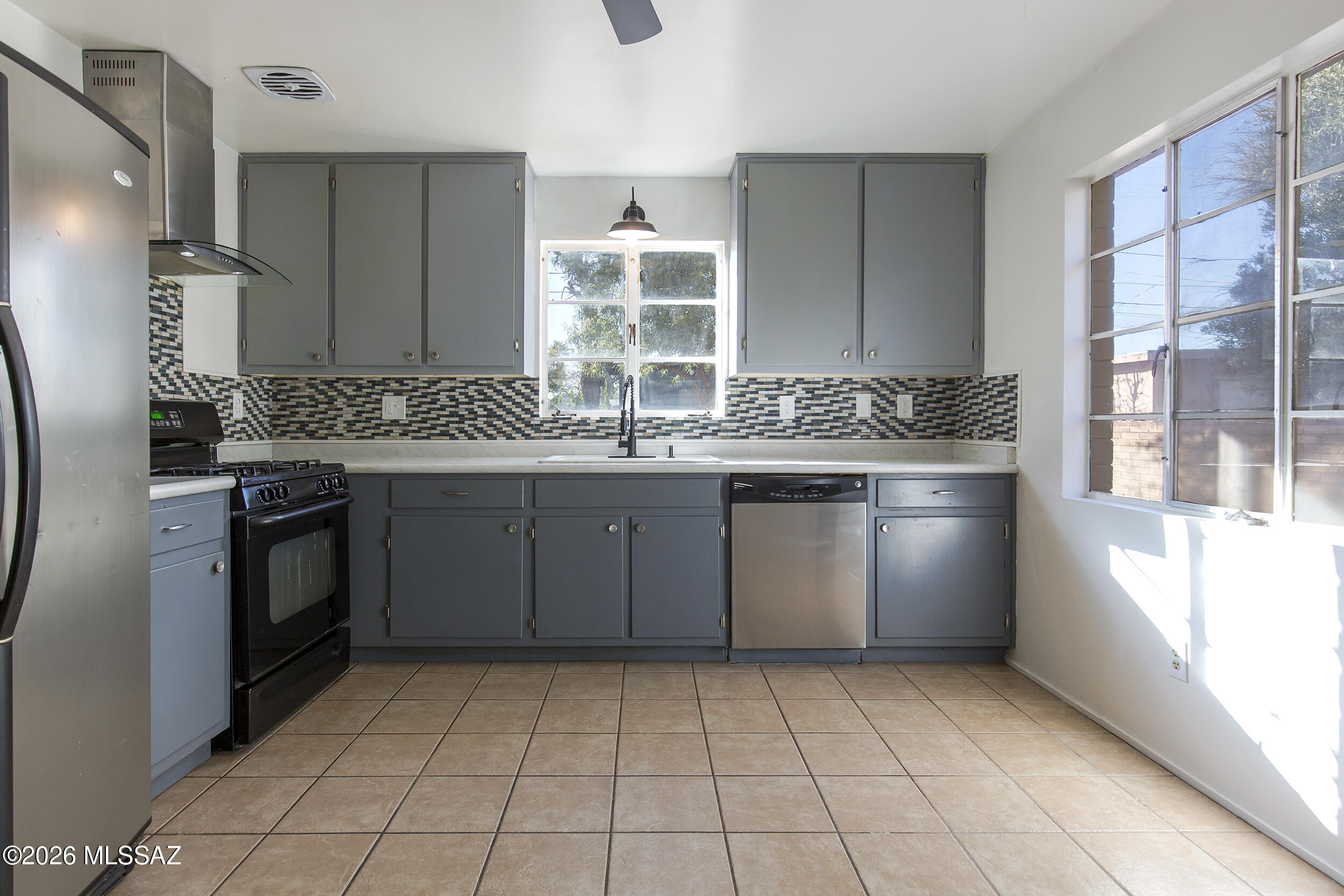 Las Casitas Addition - Residential