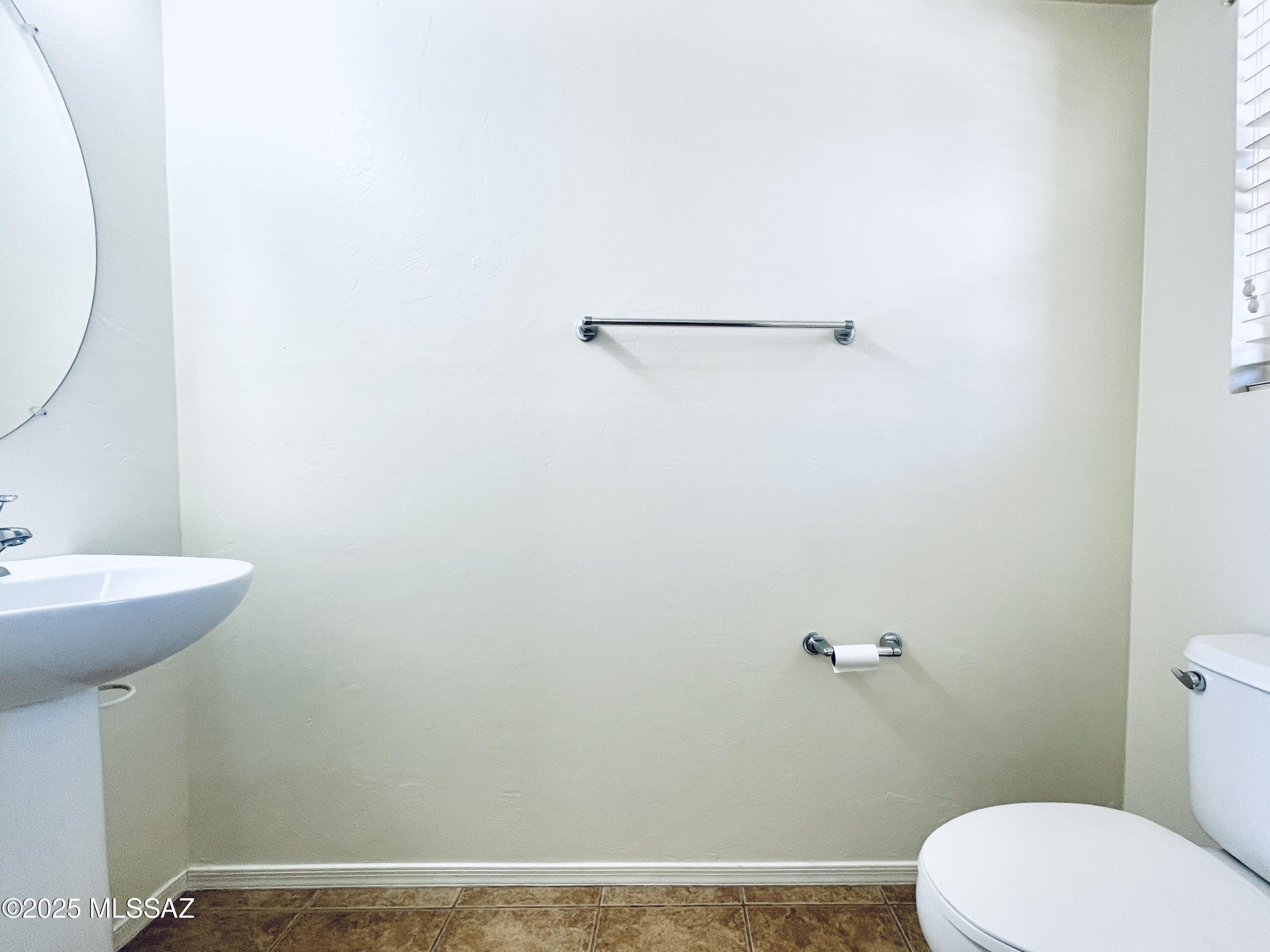 Paseo del Rio - Residential Lease