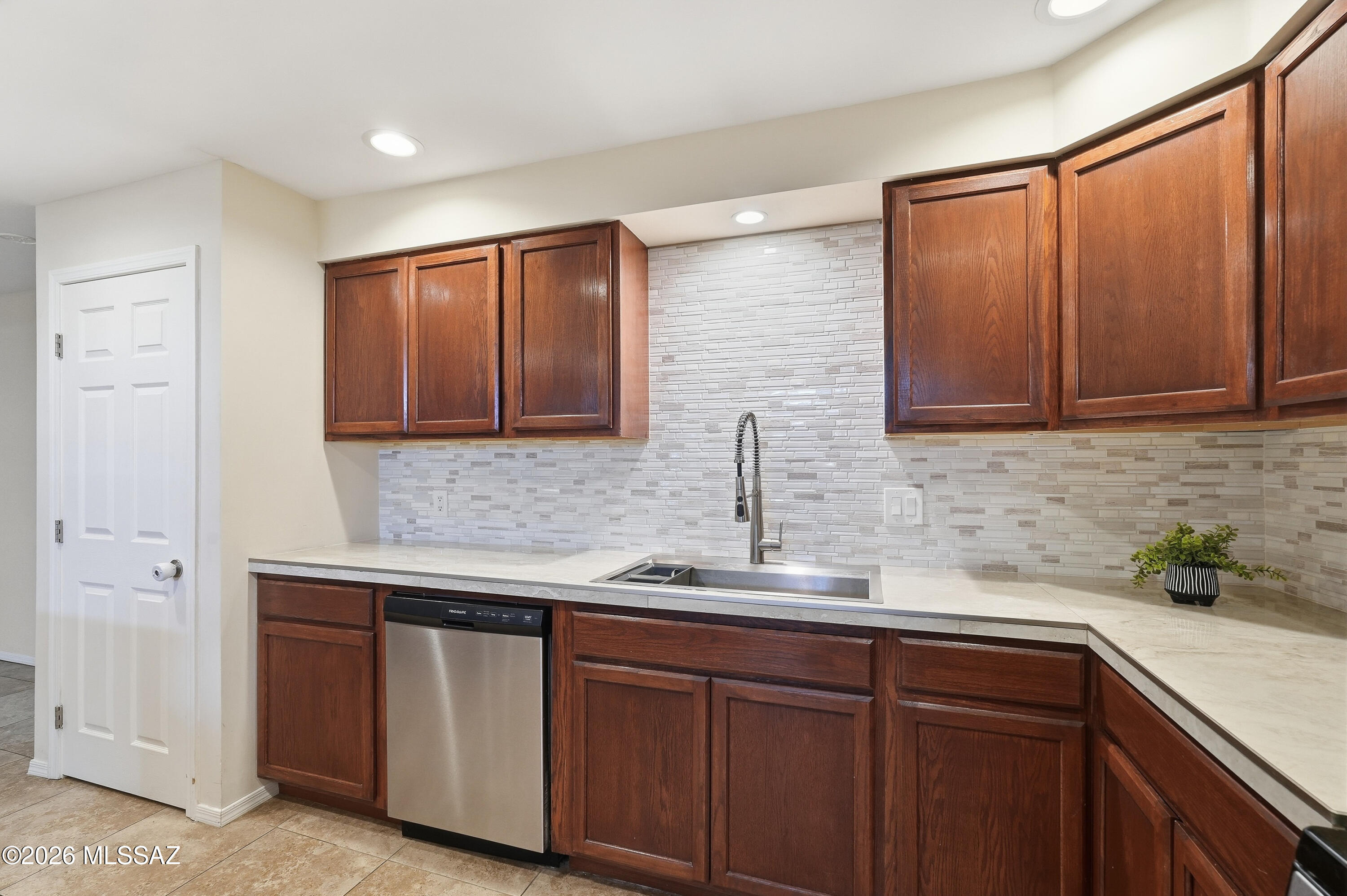 Palm Ridge Terrace Condo - Residential