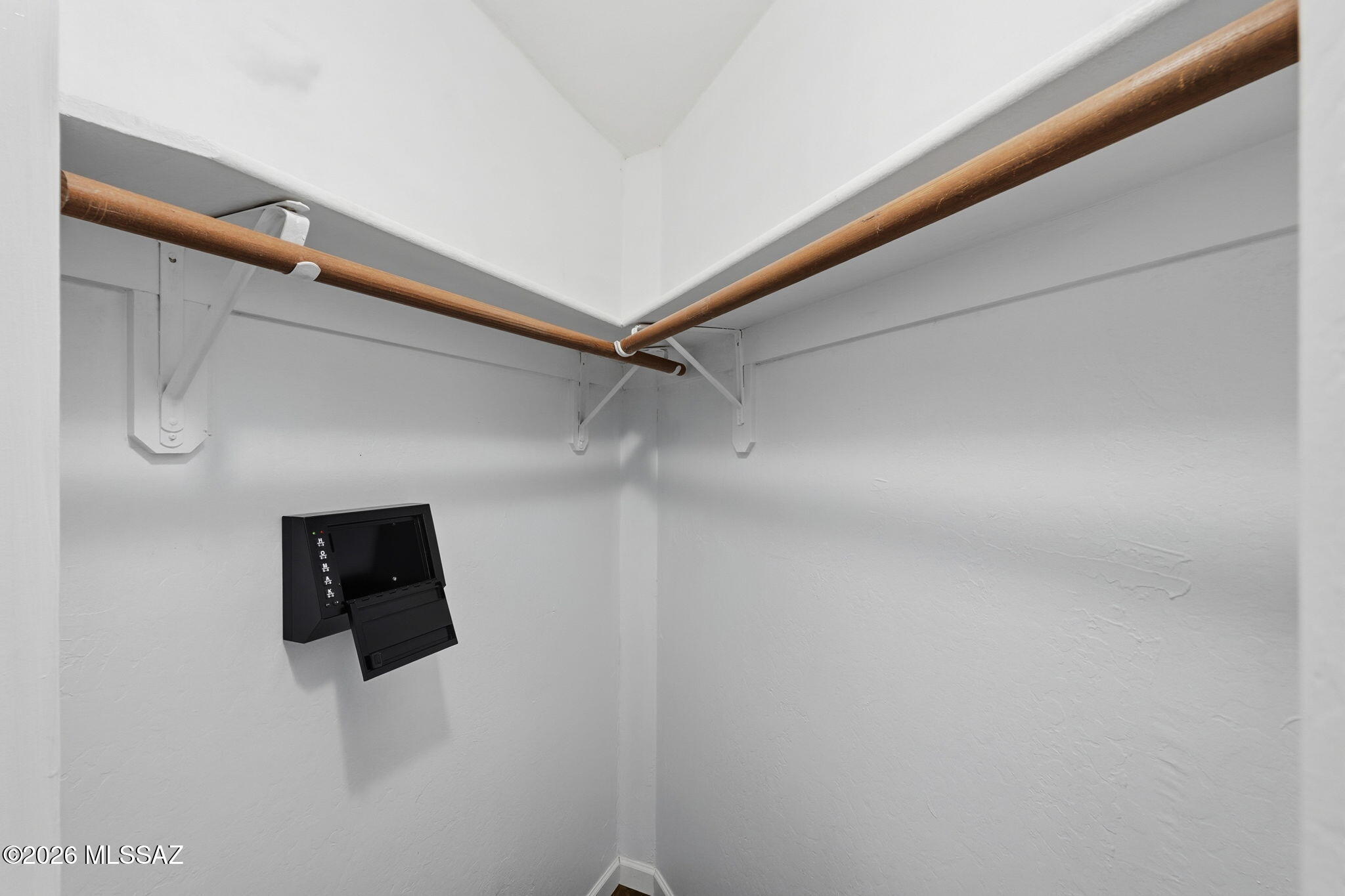 Bryant Central (1-8) - Residential
