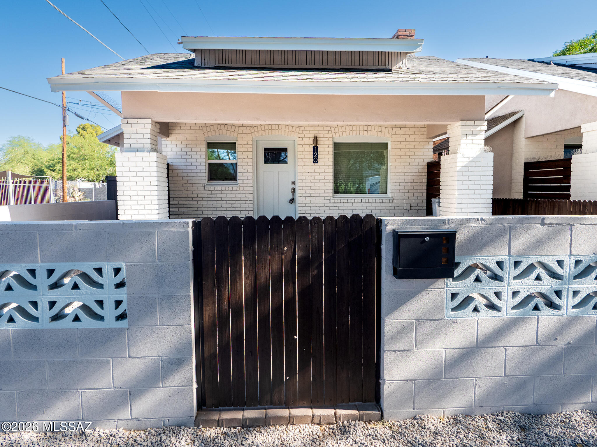 Text for a Walkthrough Video/more info. Walk or Bike Downtown from this renovated Craftsman-style 1BR/1BA unit located at the up and coming Five Points corner of Tucson, just South of Armory Park. Premium Contemporary finishes throughout the unit including; stainless appliances w/ gas range; sustainably-harvested solid wood plank flooring &
contemporary hexagon ceramic tile throughout unit; high efficiency air conditioning/heat; dimensional tile & rain shower head in shower; in-unit washer/dryer included; and energy-efficient windows & doors. Available immediately. 12mo minimum Lease. Costs incl, non-Refundable $50/adult Application, $1350 Security Deposit, $150/pet with approved pet, $250 cleaning. Water/sewer/trash included in
rent.