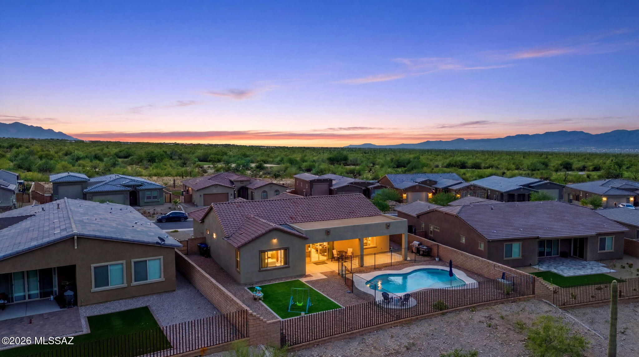 Los Saguaros At Dove Mountain SQ20121640199 - Residential