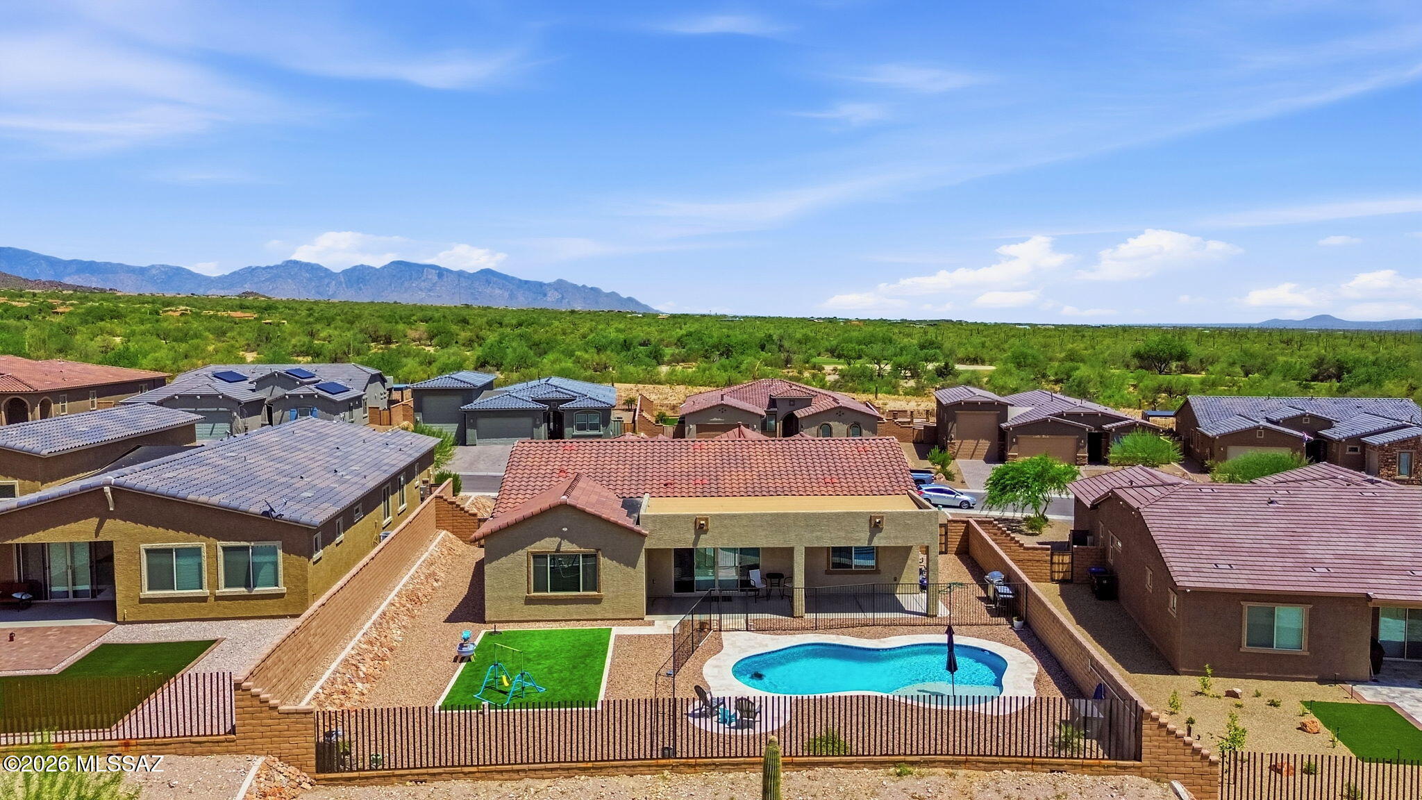 Los Saguaros At Dove Mountain SQ20121640199 - Residential