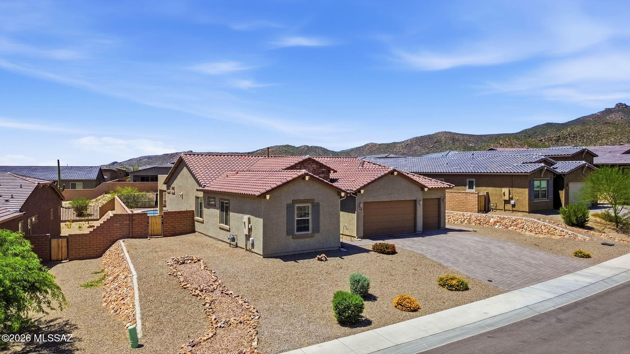 Los Saguaros At Dove Mountain SQ20121640199 - Residential