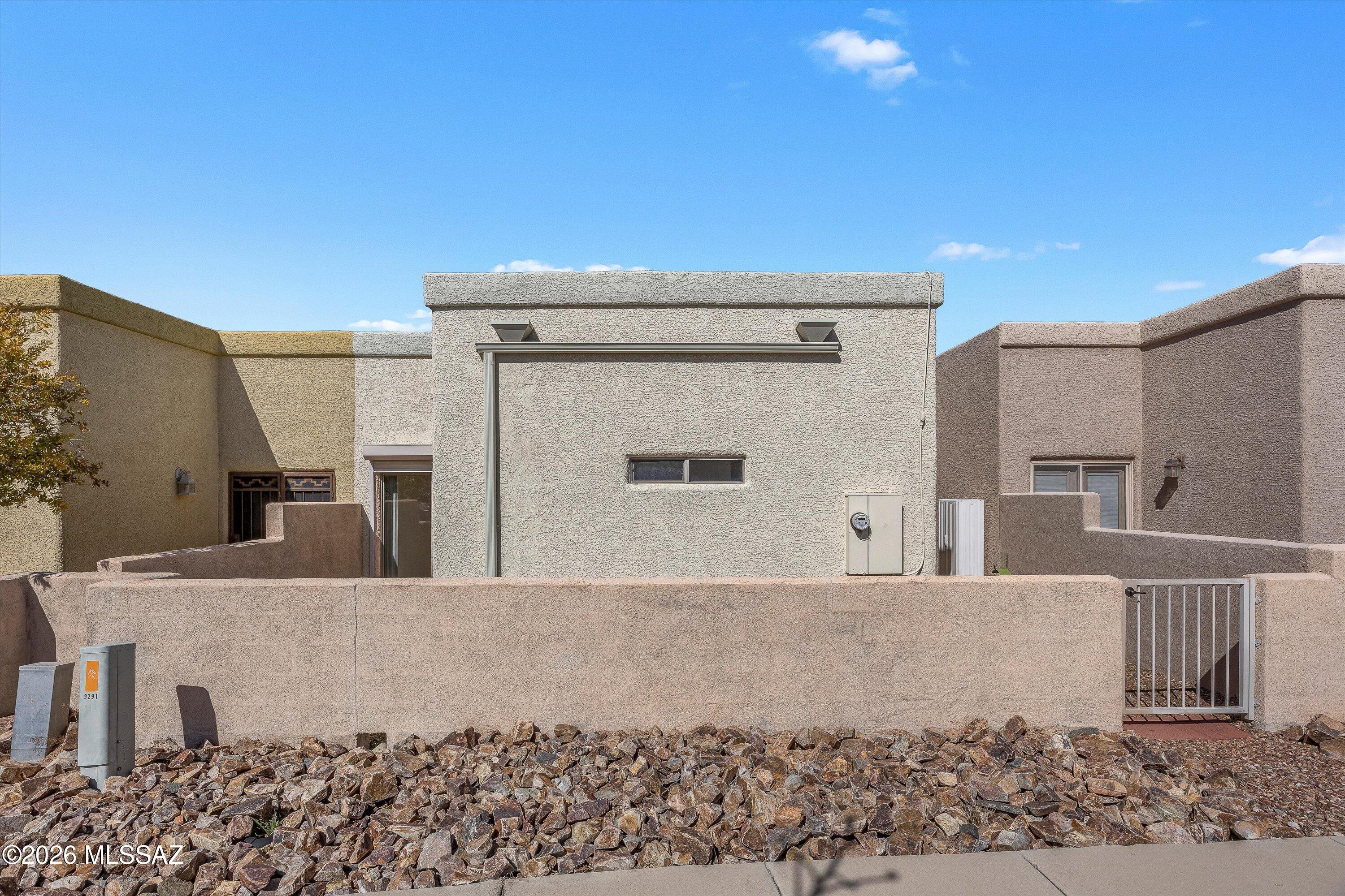 La Esperanza Town Homes (1-26) - Residential