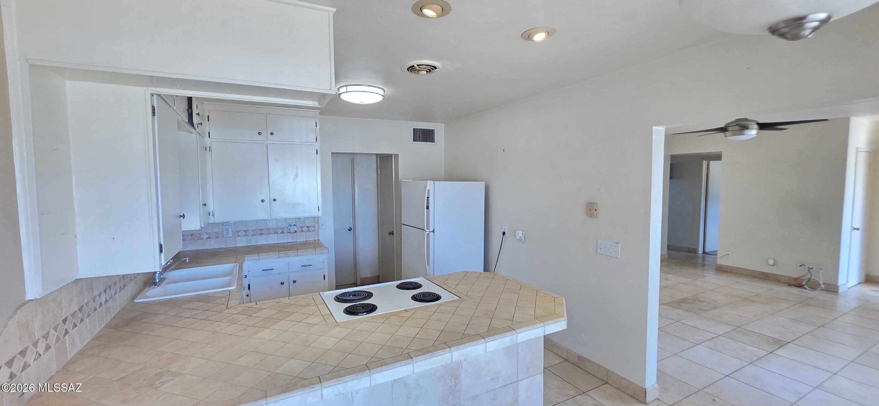 Manana Vista - Residential