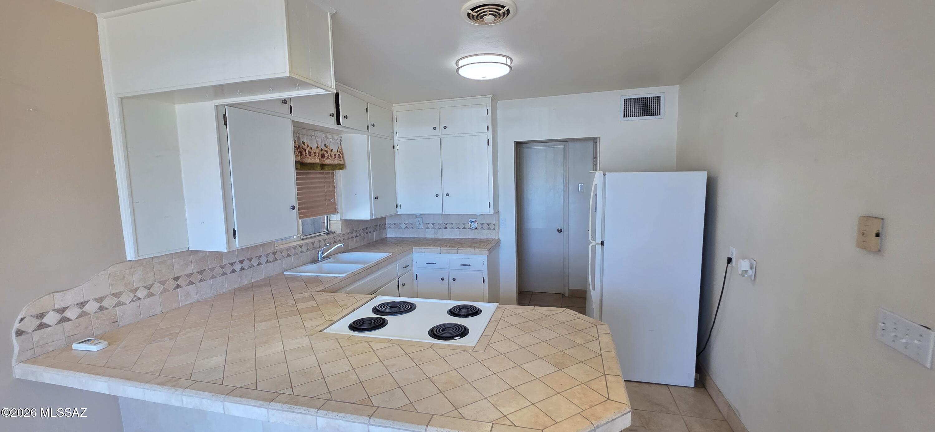 Manana Vista - Residential