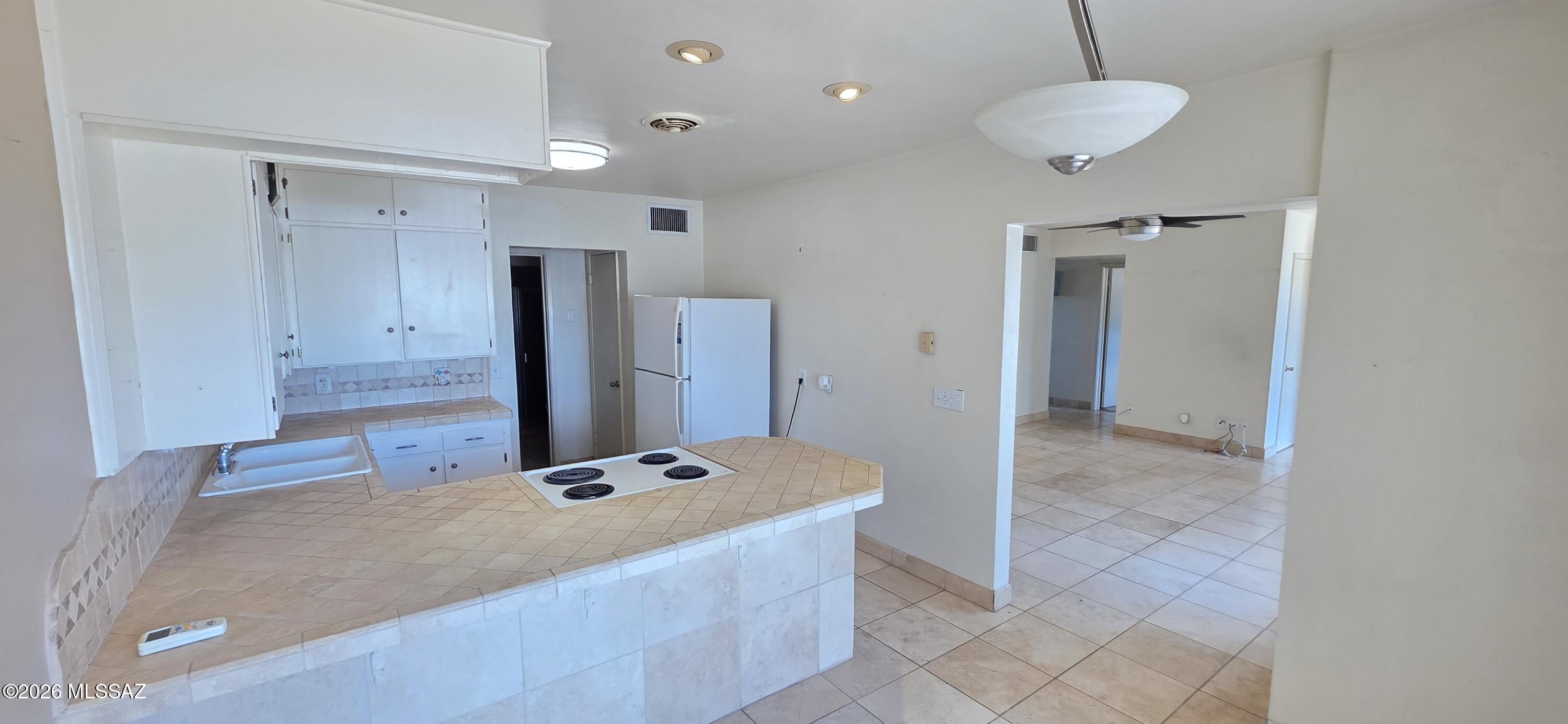 Manana Vista - Residential