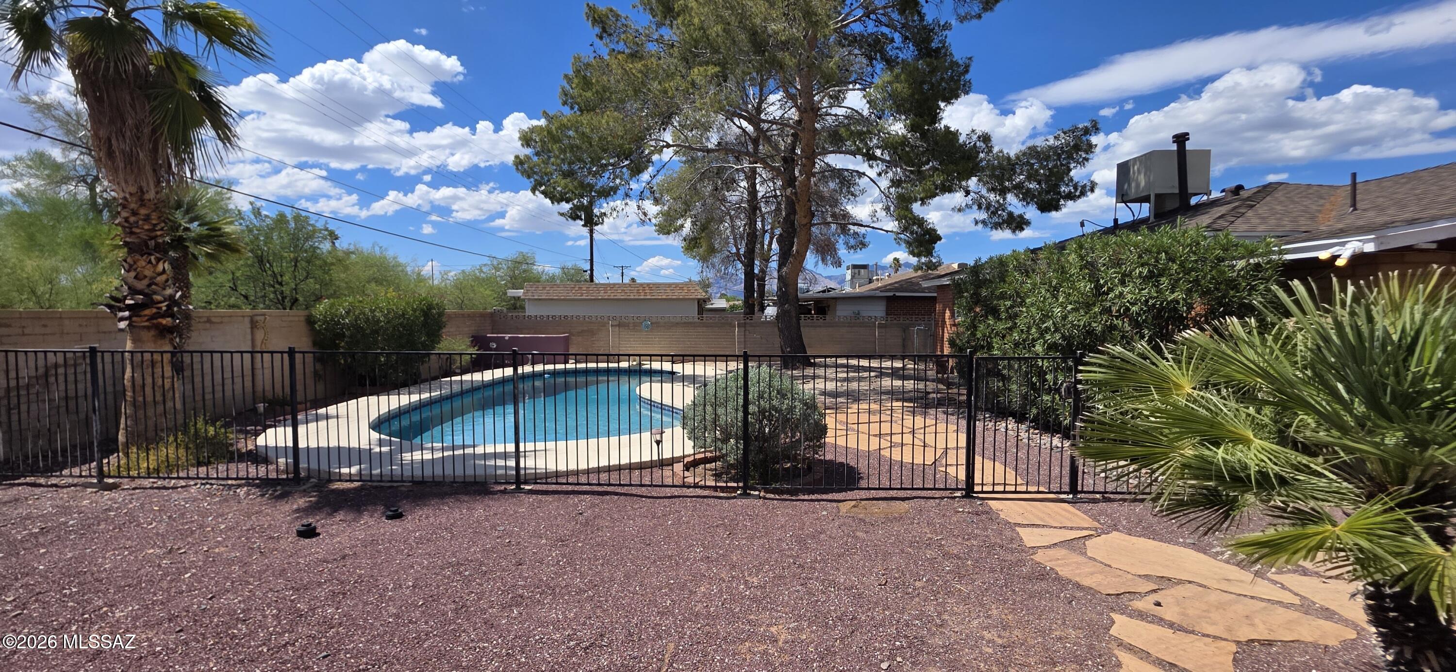 Manana Vista - Residential