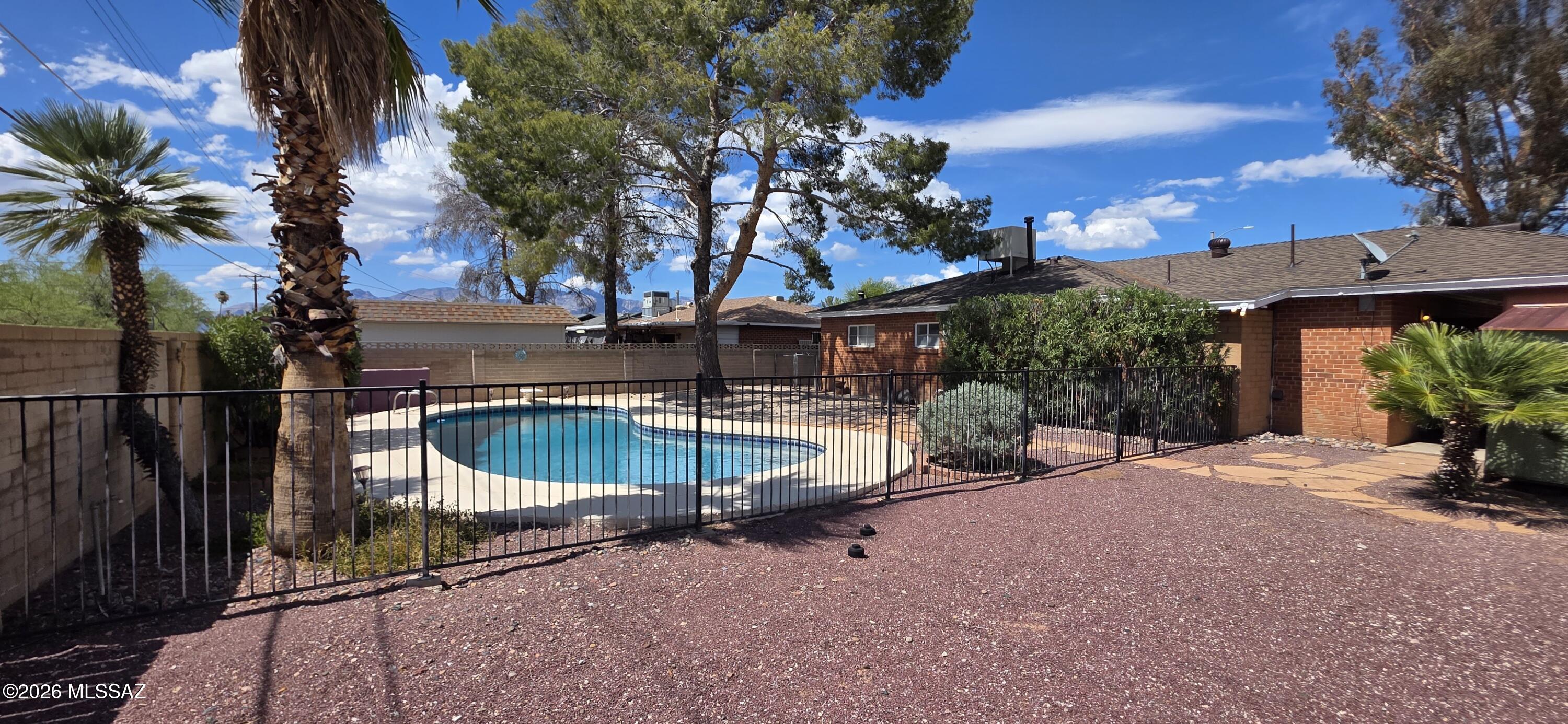 Manana Vista - Residential