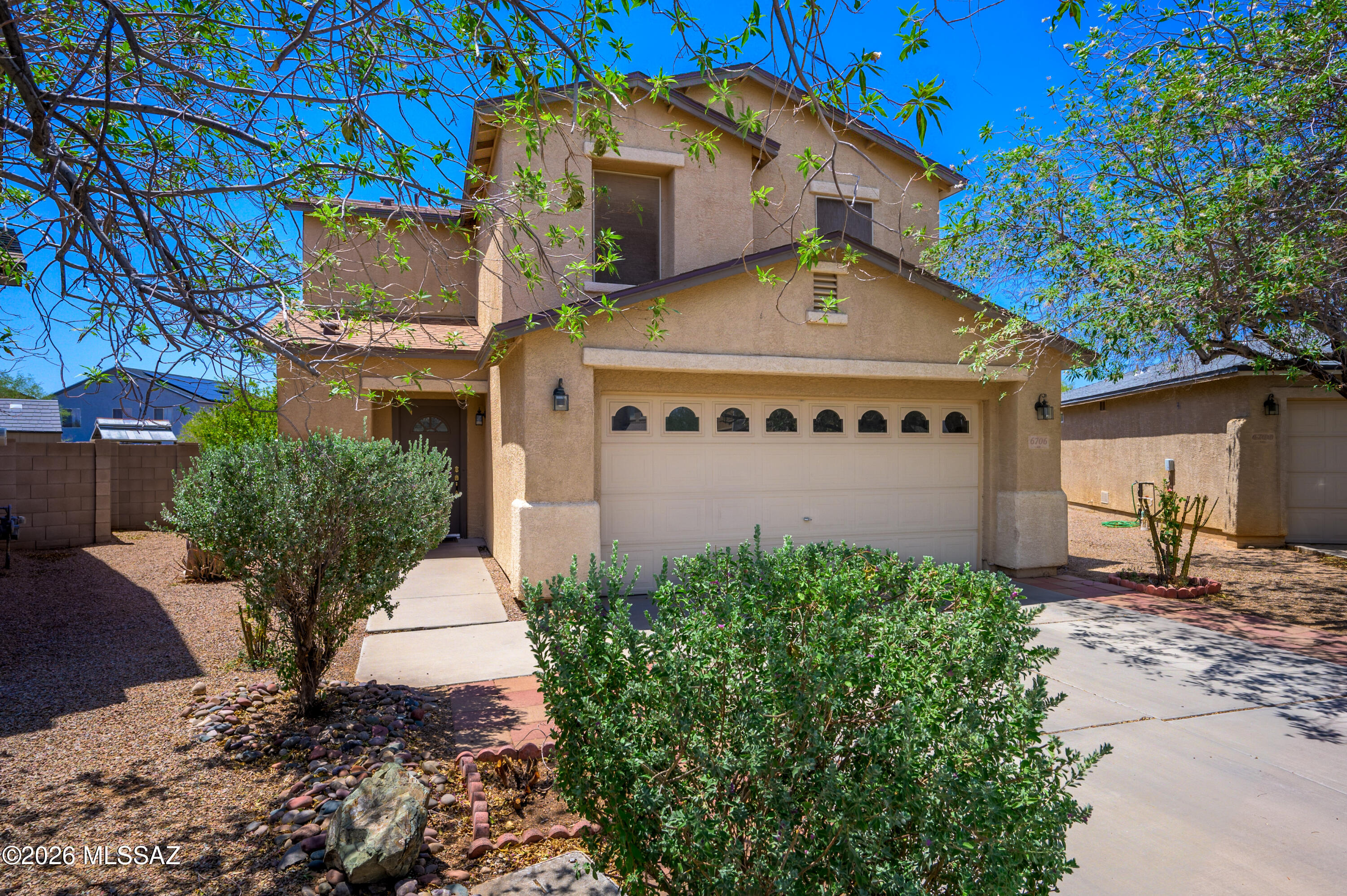 Large family home in the growing area of Julian Ranch in a peaceful cul de sac setting. Open floor plan with Living room, kitchen, dining and laundry room all on the first floor. All bedrooms are upstairs. Full length patio with landscaped backyard that is truly low care, multiple shaded areas to enjoy the outdoors. Close to parks and schools and The Loop for running, walking or biking.