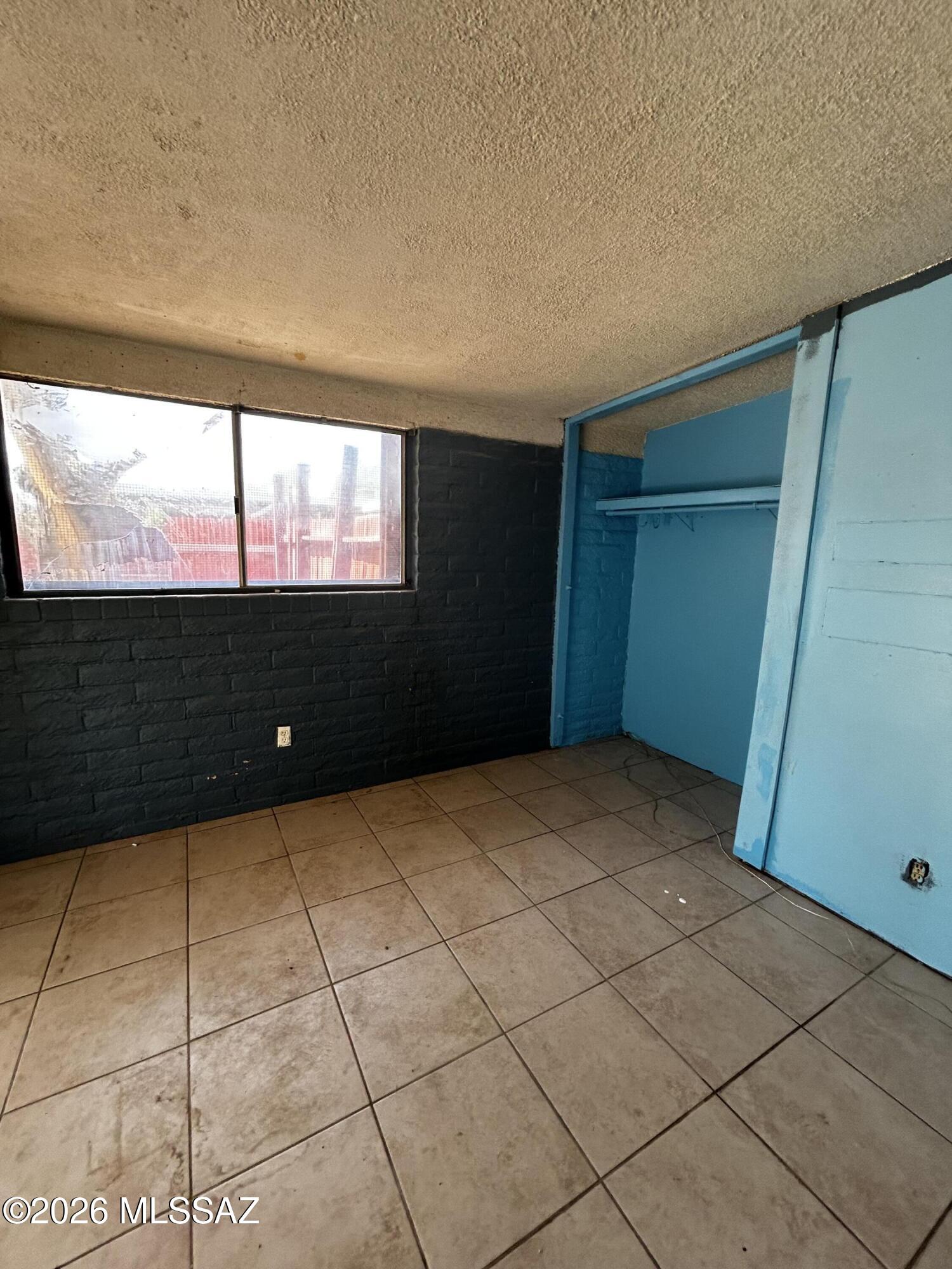 Campbell Ave. Acres - Residential