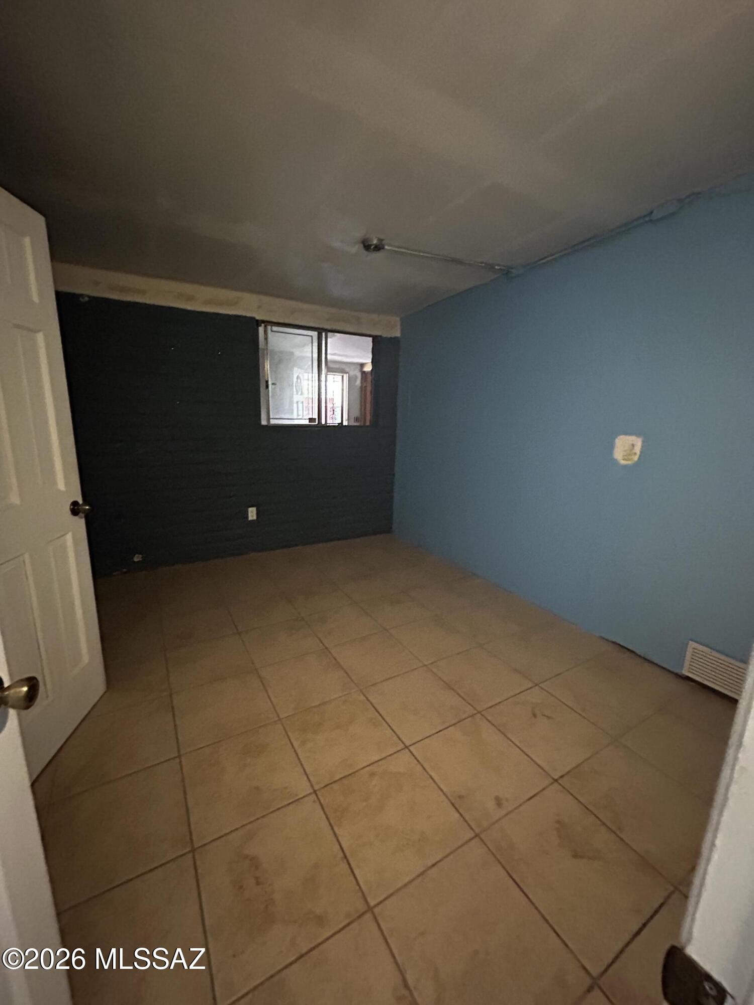 Campbell Ave. Acres - Residential