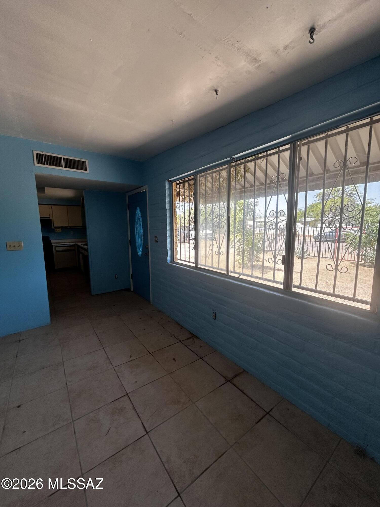 Campbell Ave. Acres - Residential