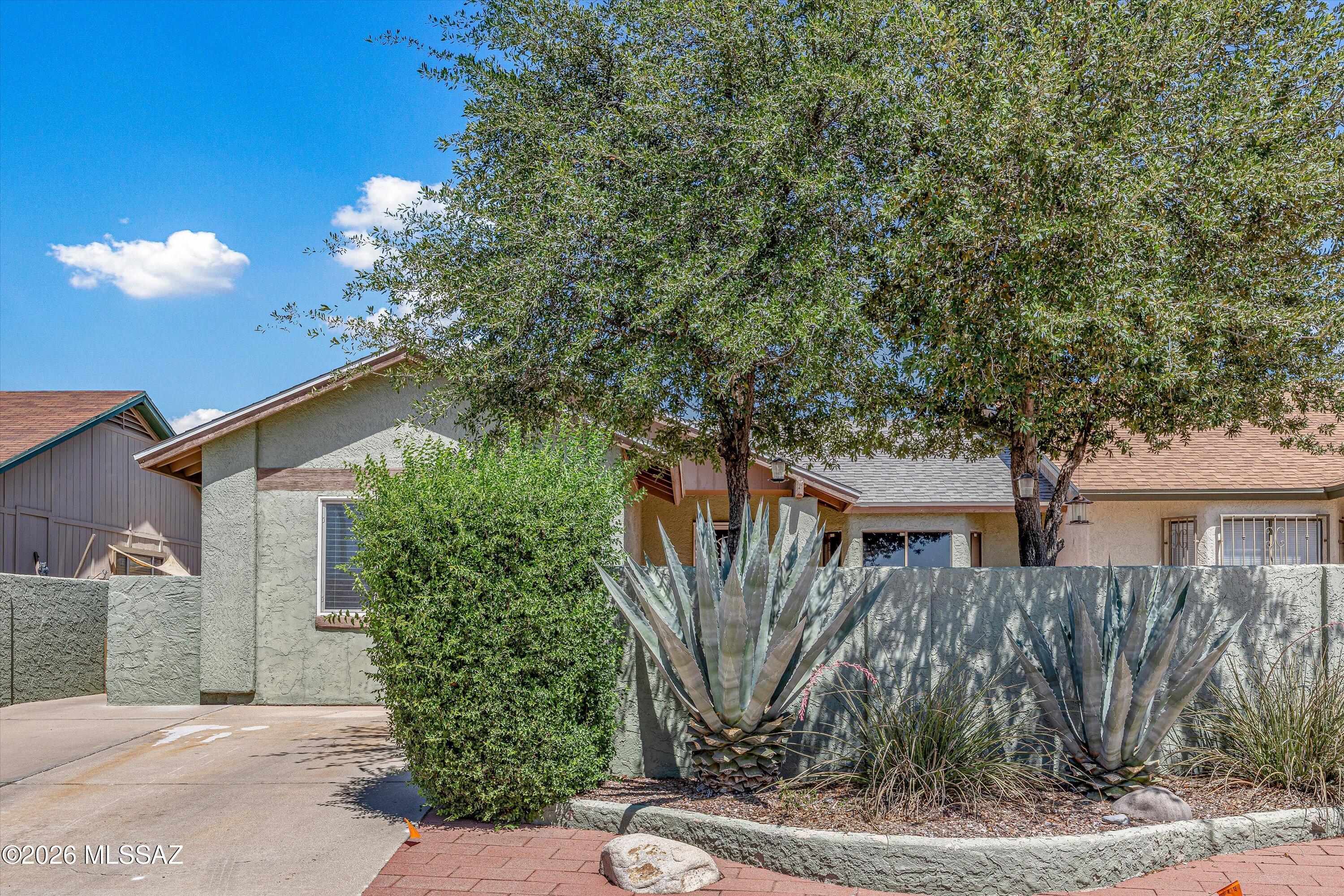 Updated, Move-In-Ready 2 Bedroom, 2 Bath Townhome -- No HOA

Beautifully refreshed & thoughtfully upgraded. This townhome delivers comfort, efficiency, & peace of mind. All appliances--including washer & dryer, making this a true turnkey opportunity. 

Highlights & Upgrades:
*2 bedrooms & 2 full baths
*Wood & tile floors
*All appliances
*All electric home

2023 major system updates:
*New A/C & furnace
*New Mini-split in second bedroom for personalized climate control
*New water heater
*Updated electric panel
*Gorgeous Maple kitchen cabinets & Butcher Block countertops
*Cool Roof Shingles engineered to reflect more sunlight & absorb less heat than standard asphalt shingles--ideal for Arizona's climate

No HOA, offering flexibility and lower monthly costs