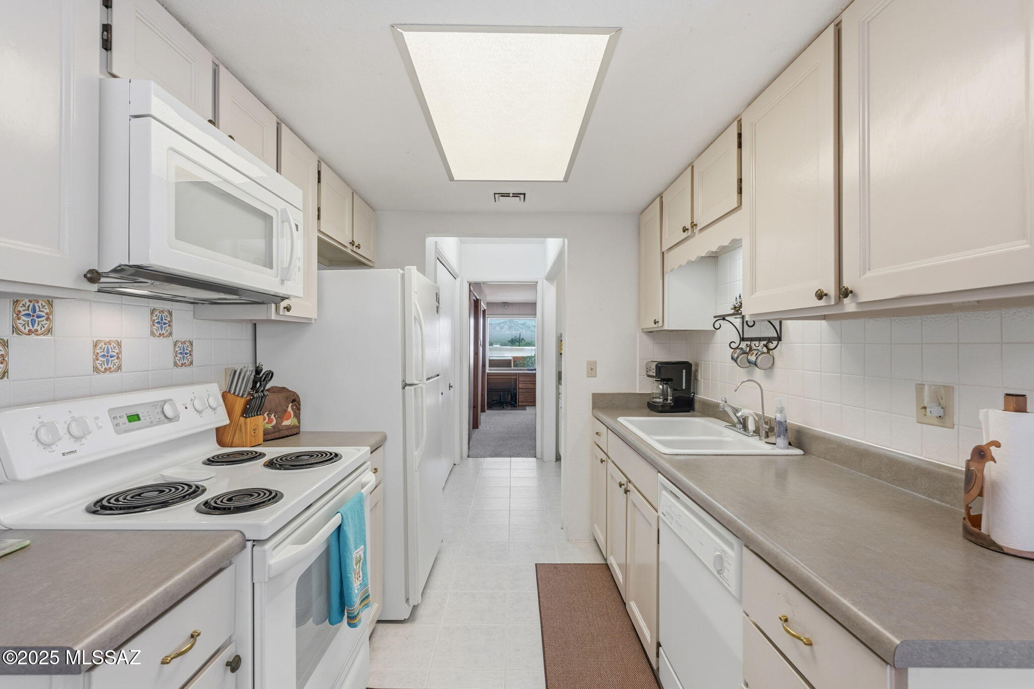 Green Valley Townhouses NO.7 - Residential