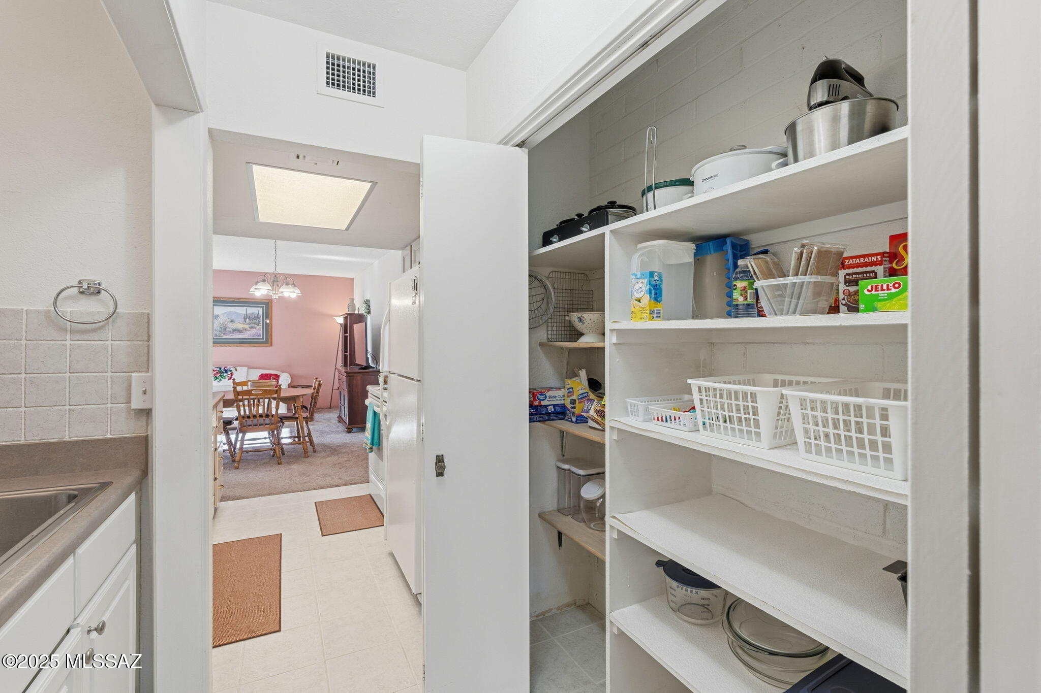 Green Valley Townhouses NO.7 - Residential