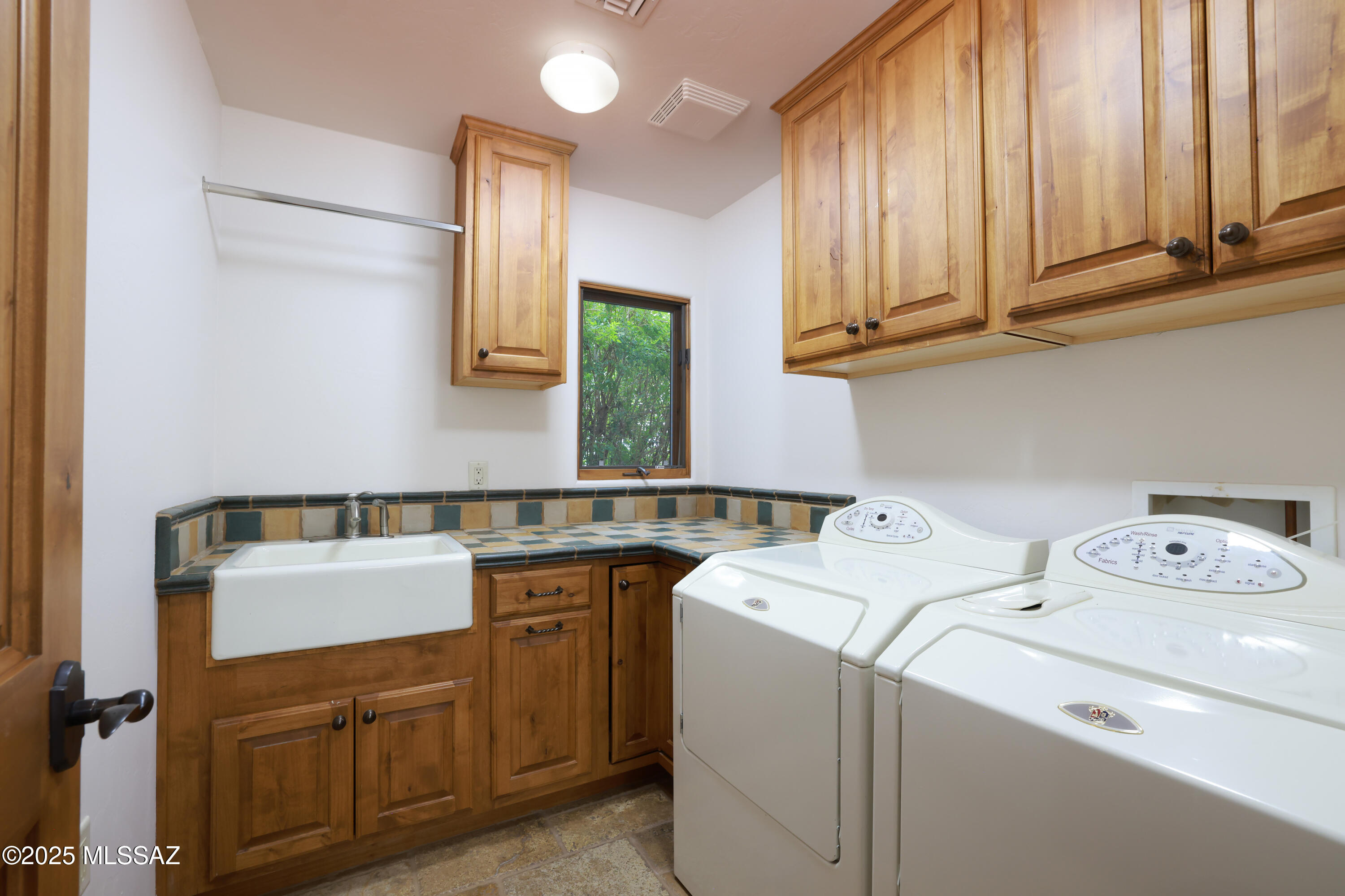Stone Canyon III - Residential
