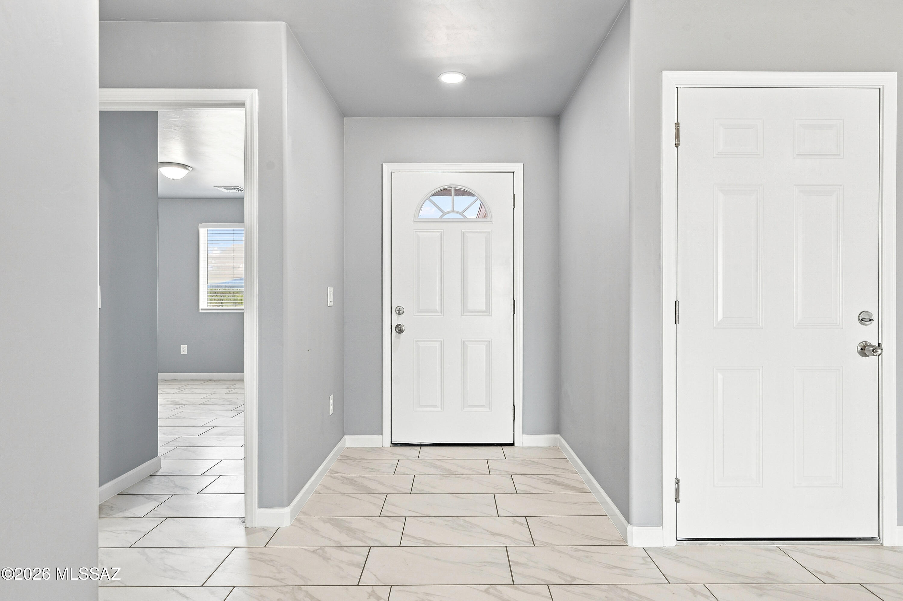 New Tucson Unit NO. 4 (1-203) - Residential