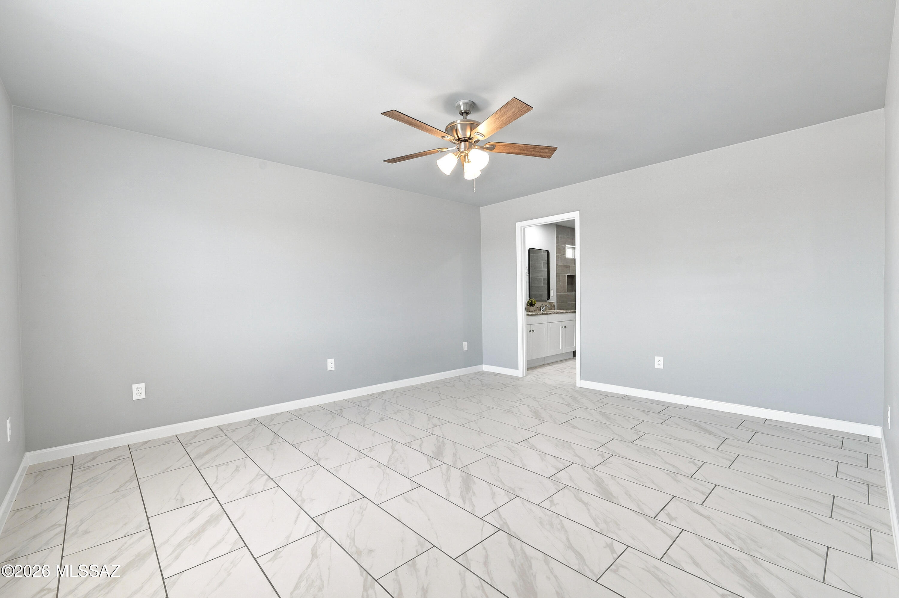New Tucson Unit NO. 4 (1-203) - Residential
