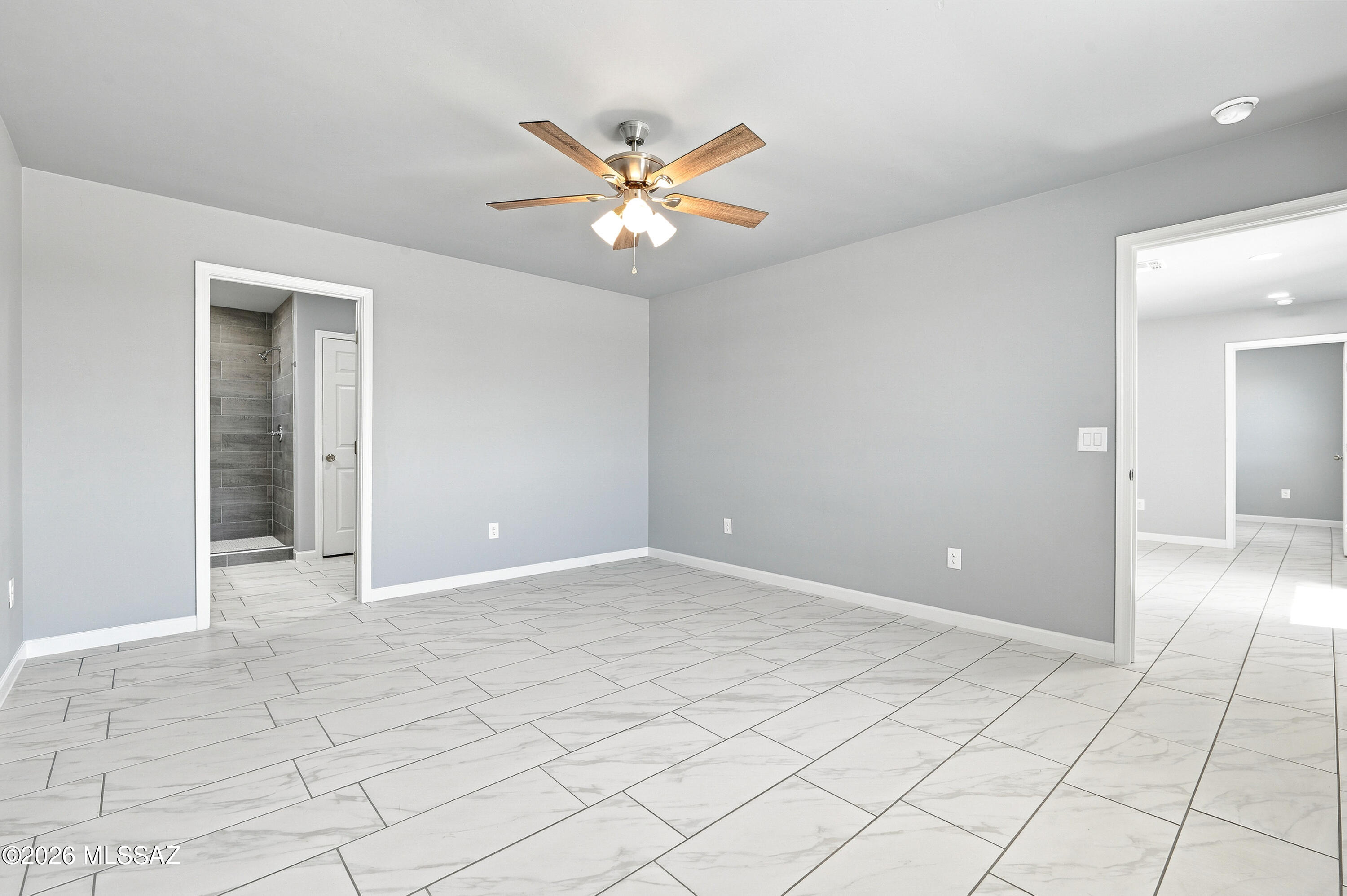 New Tucson Unit NO. 4 (1-203) - Residential