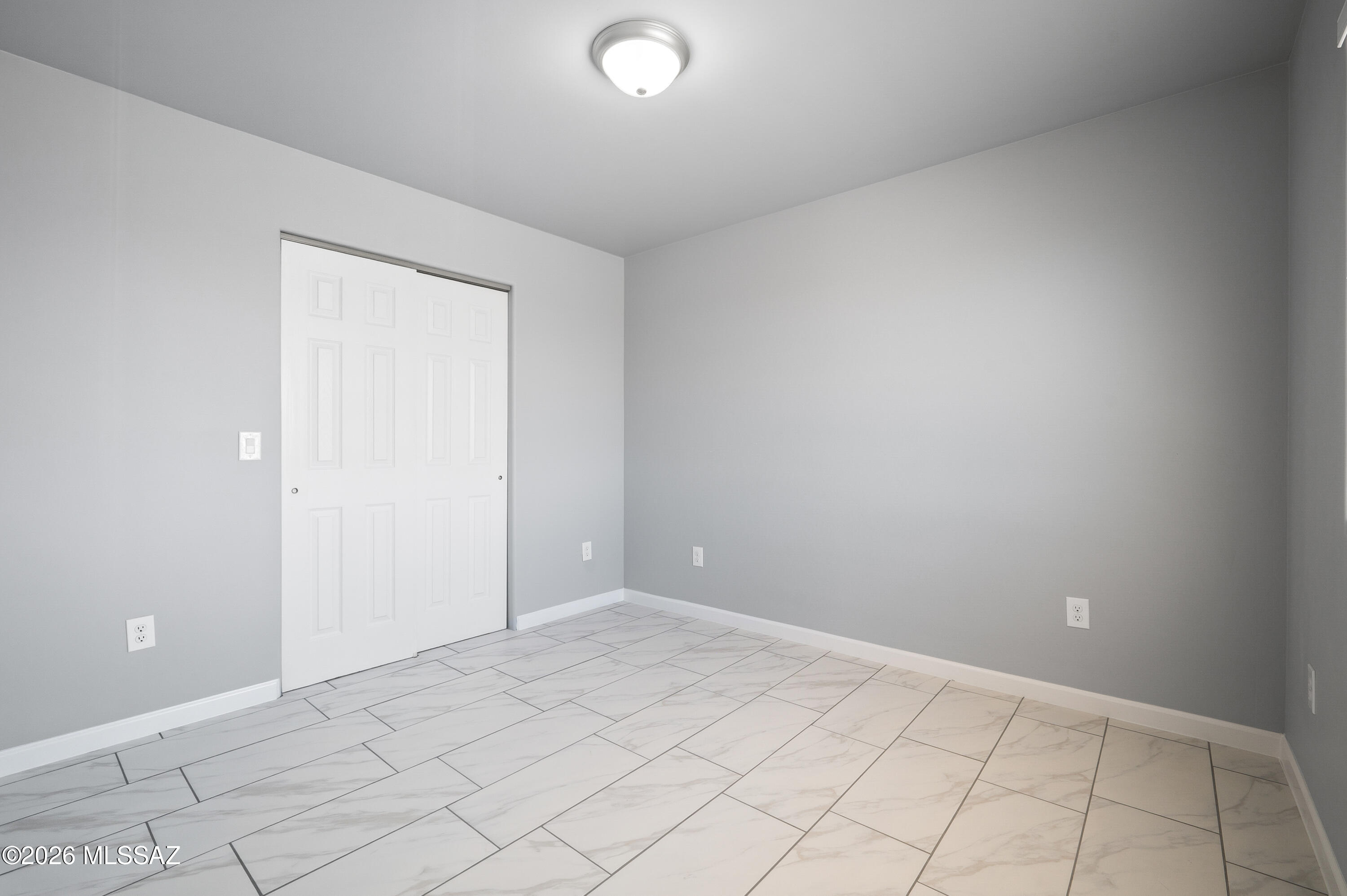 New Tucson Unit NO. 4 (1-203) - Residential