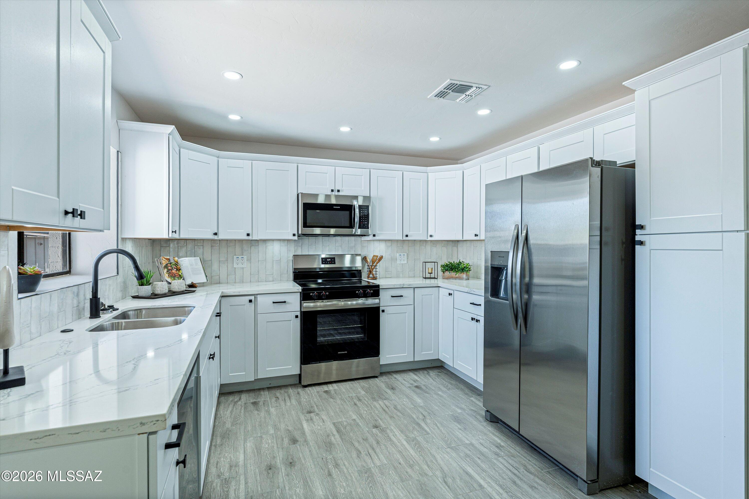 Alvernon Heights Resub - Residential