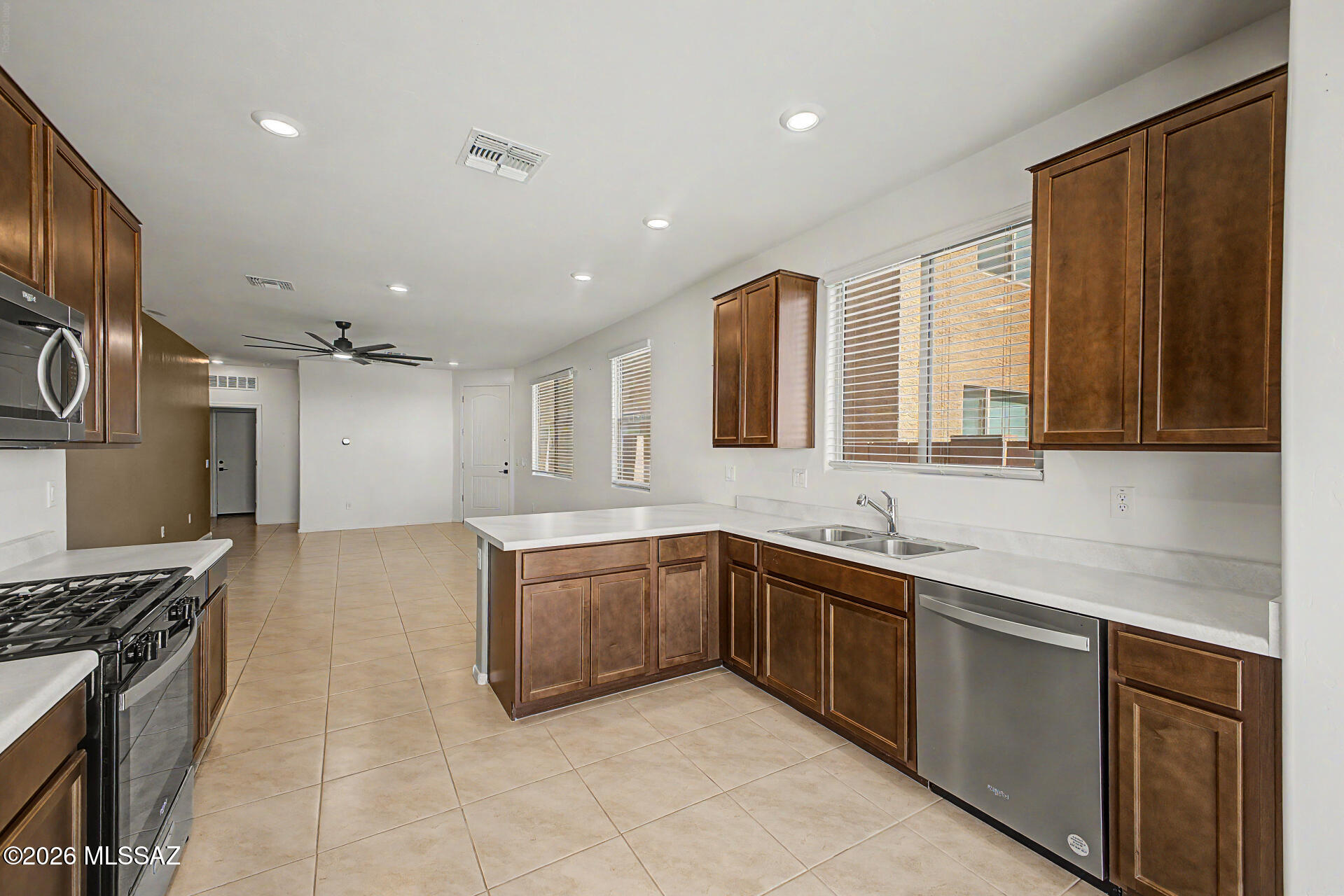 Founders Ridge - Residential