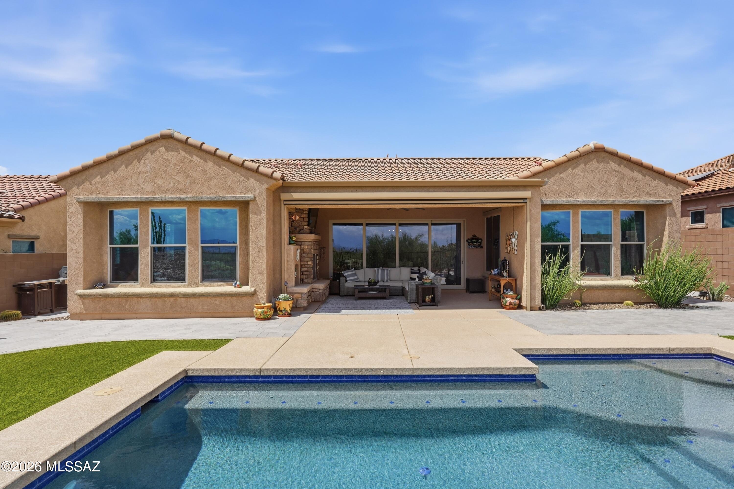 Del Webb At Dove Mountain SQ20131930189 - Residential