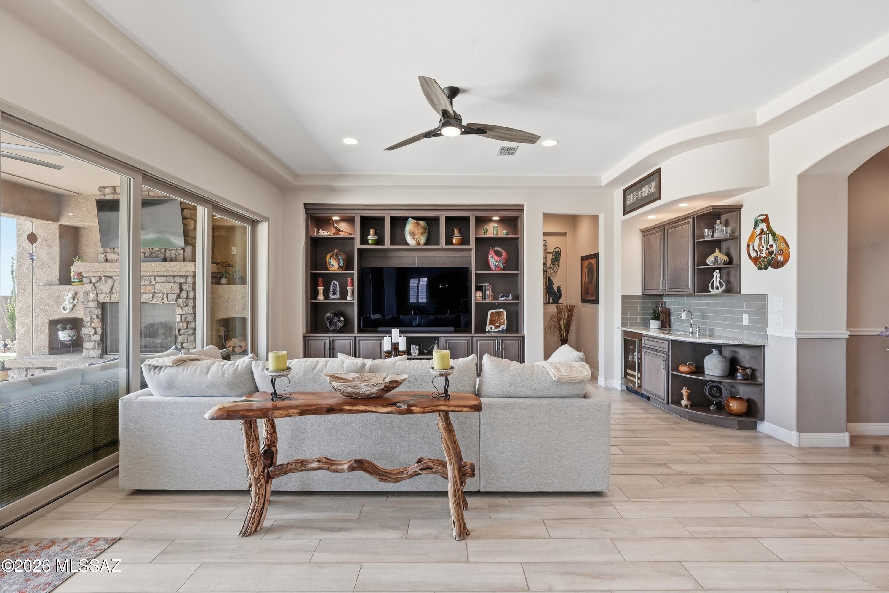 Del Webb At Dove Mountain SQ20131930189 - Residential