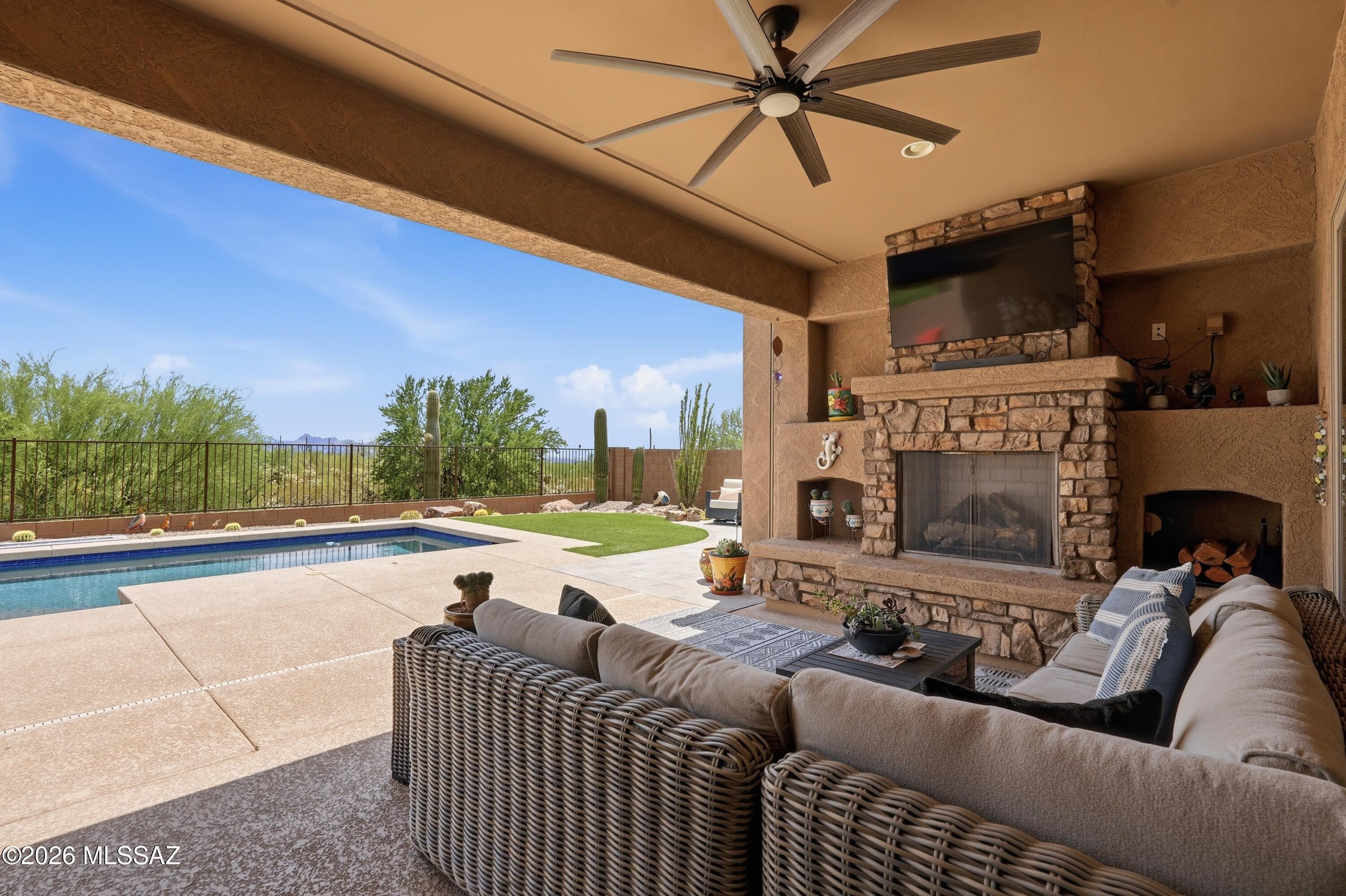 Del Webb At Dove Mountain SQ20131930189 - Residential