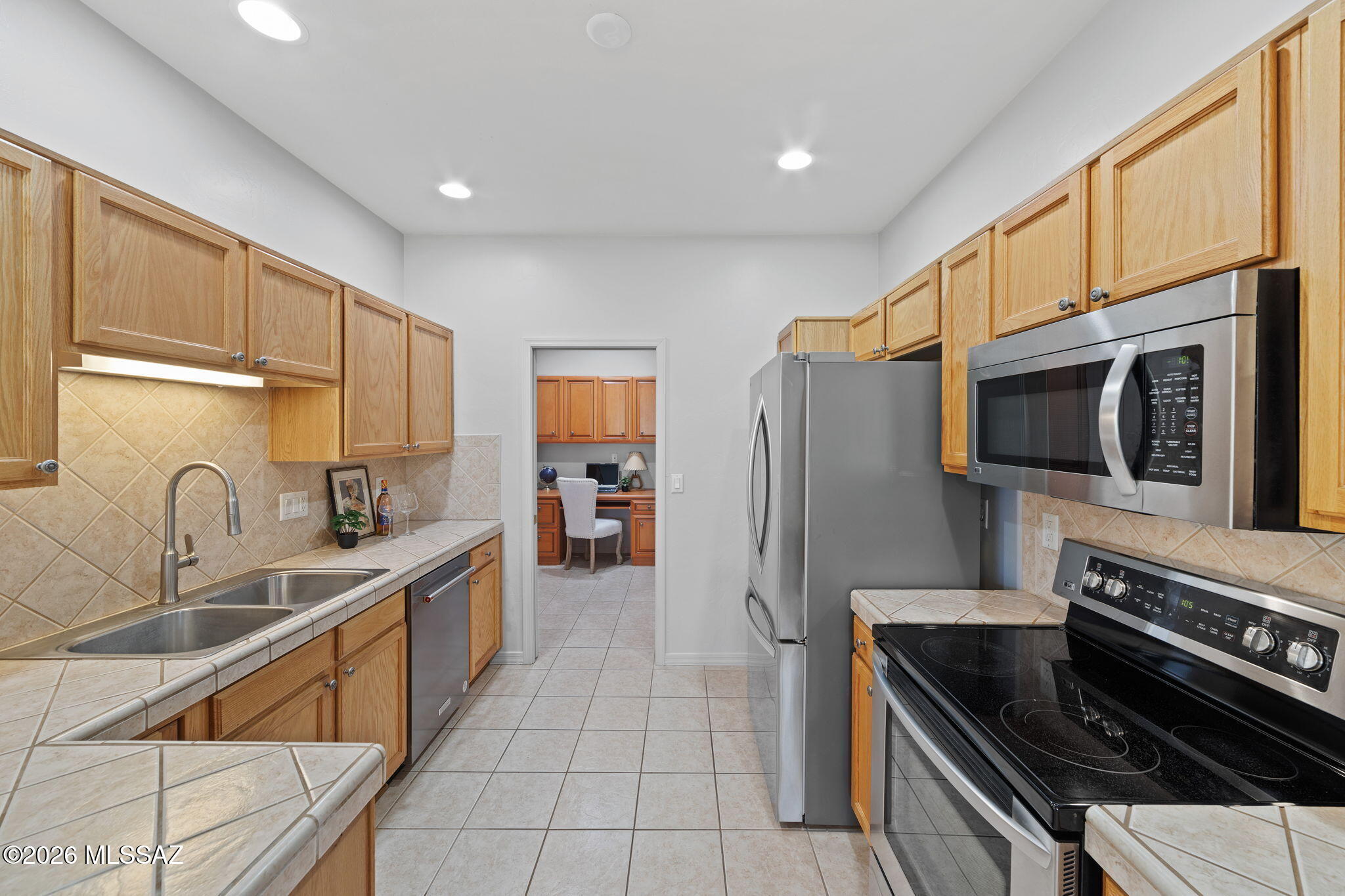 Las Campanas Village (1-111) - Residential