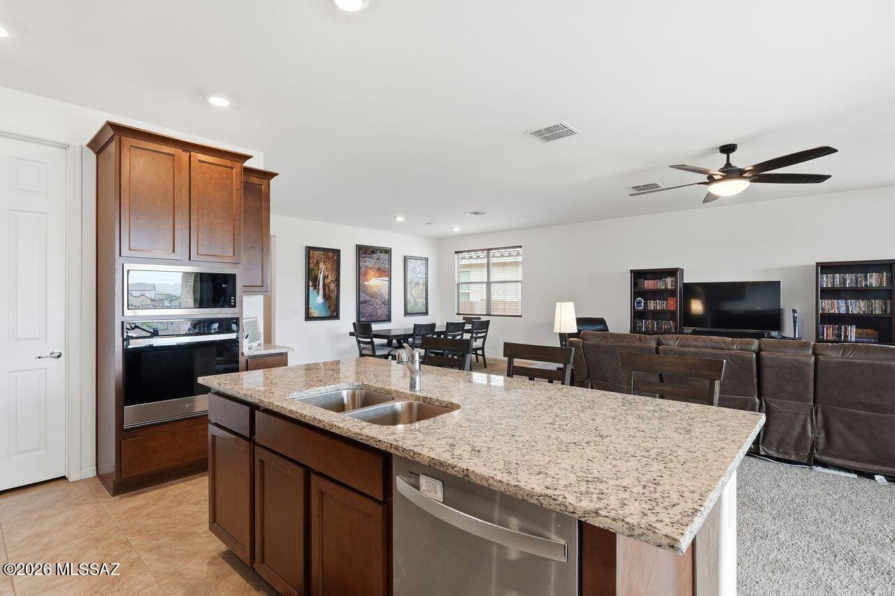 Gladden Farms Block 31 - Residential