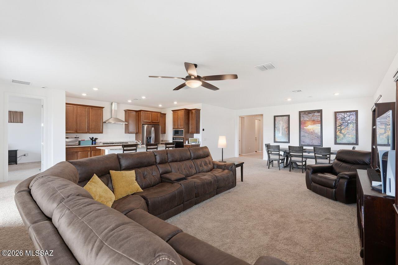 Gladden Farms Block 31 - Residential