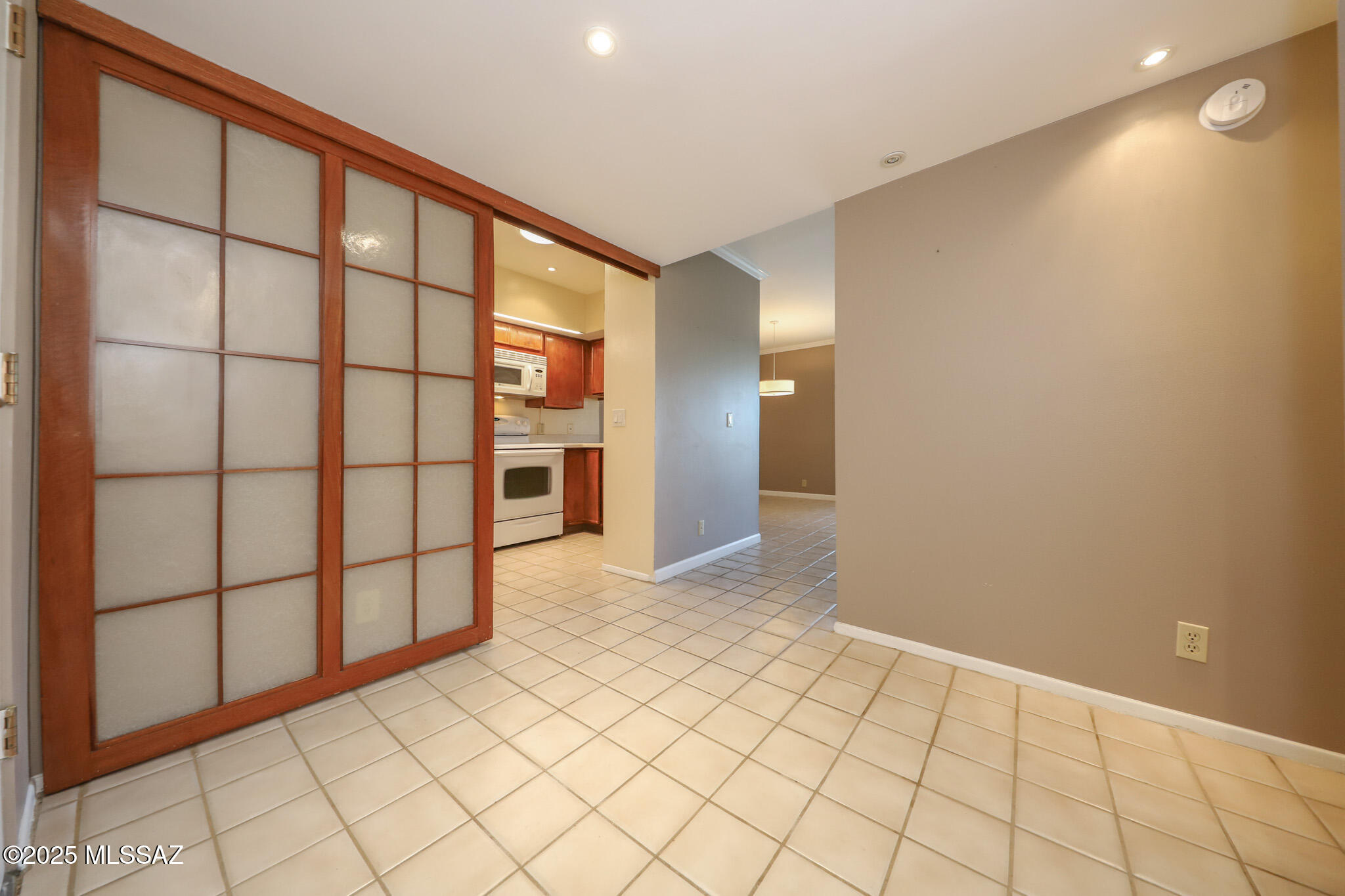 Country Club Heights - Residential Lease