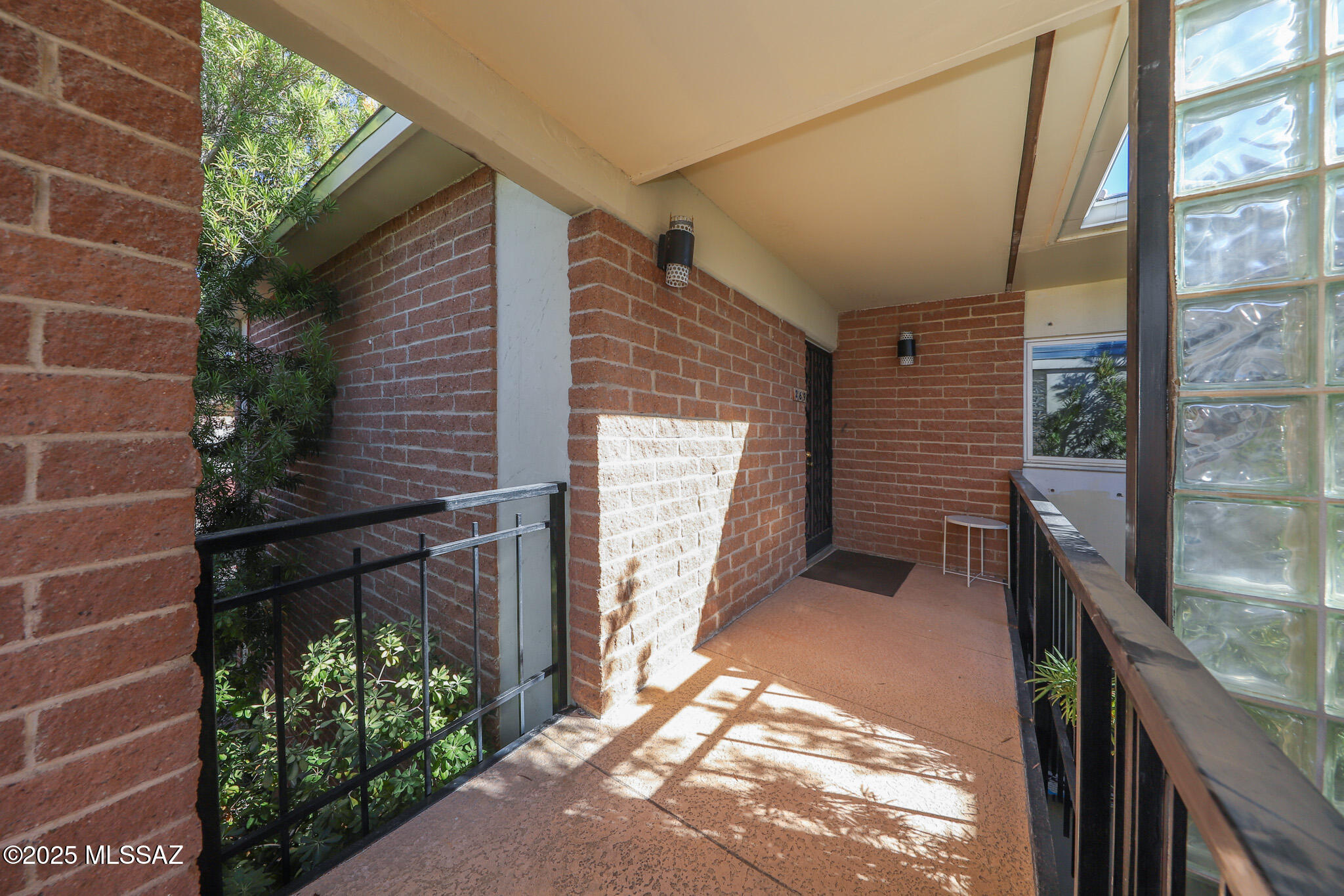 Country Club Heights - Residential Lease
