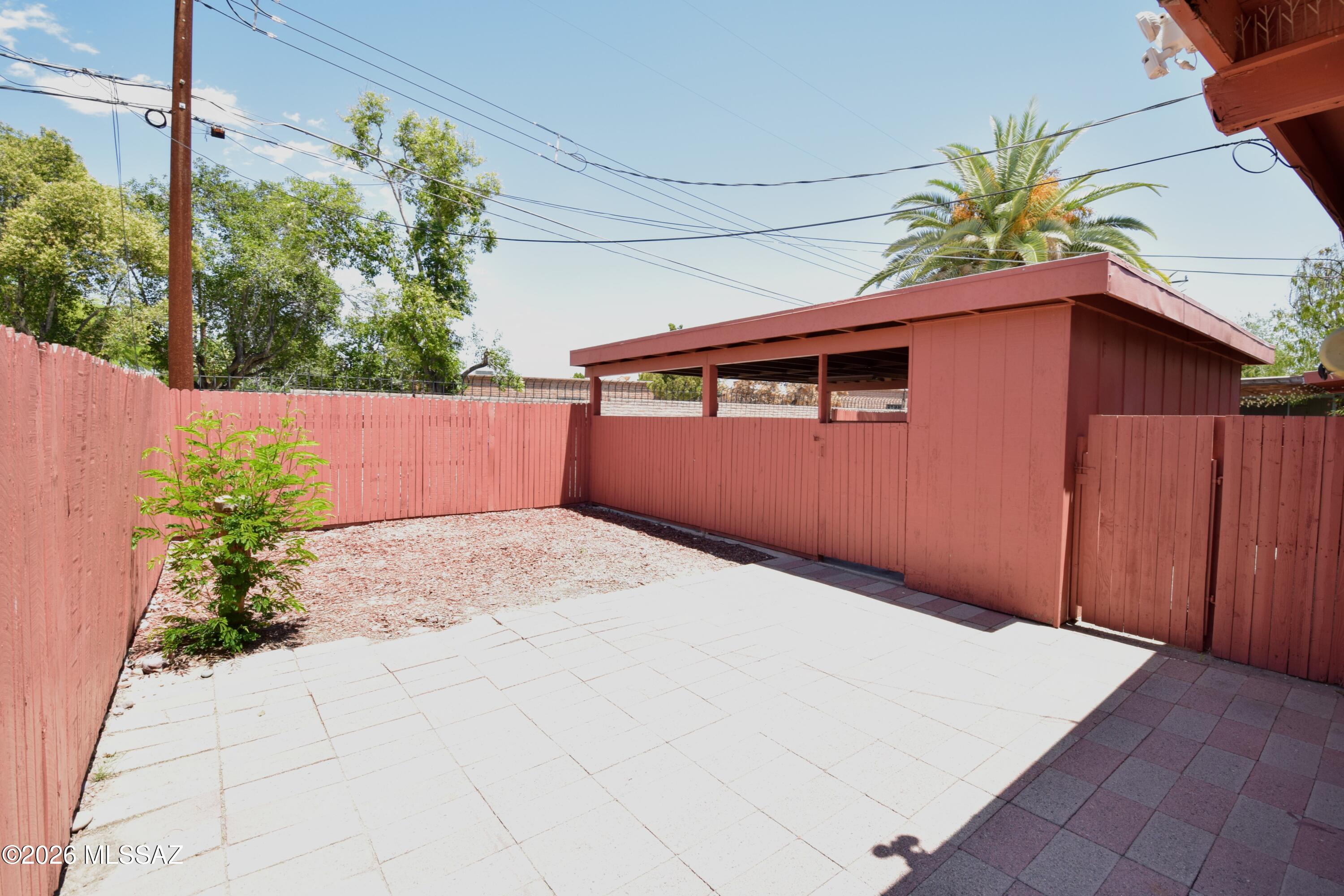 Fort Lowell Estates - Residential Lease