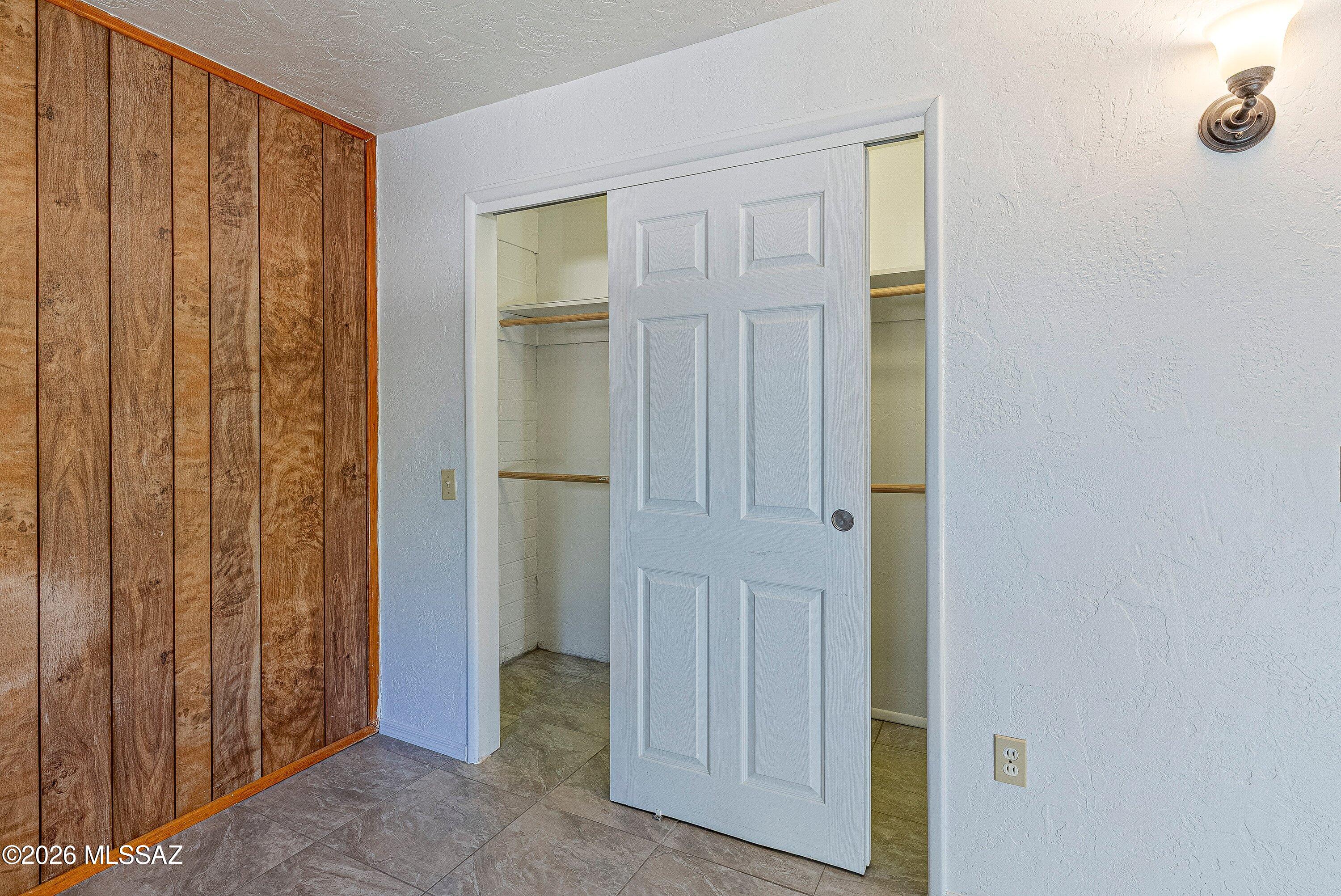 Los Robles Estates - Residential