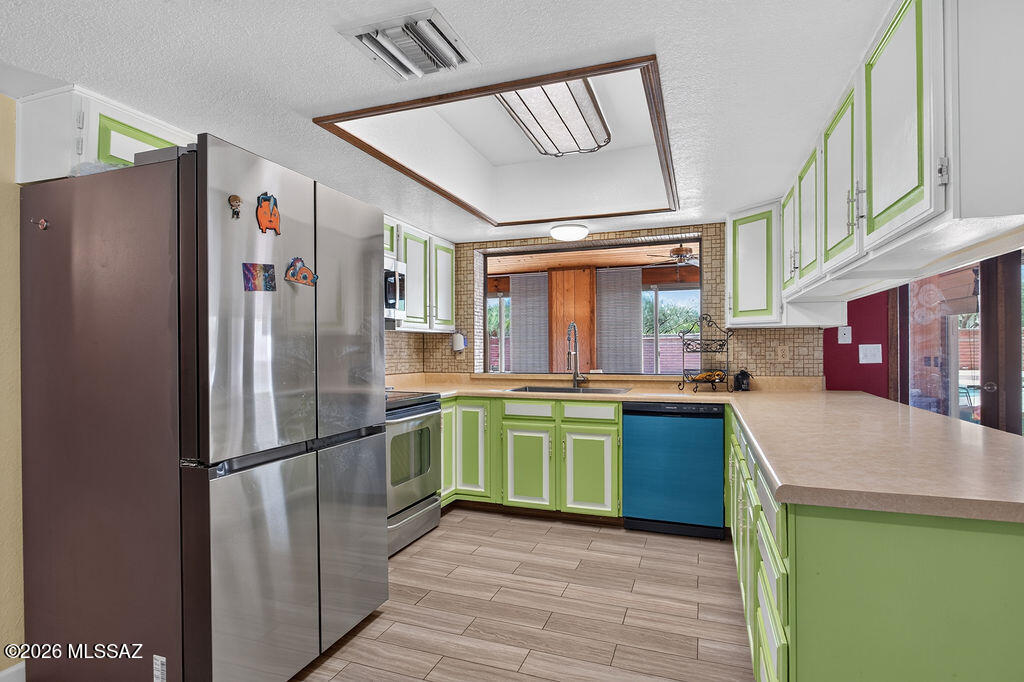 Bridlewood West (42-102) - Residential