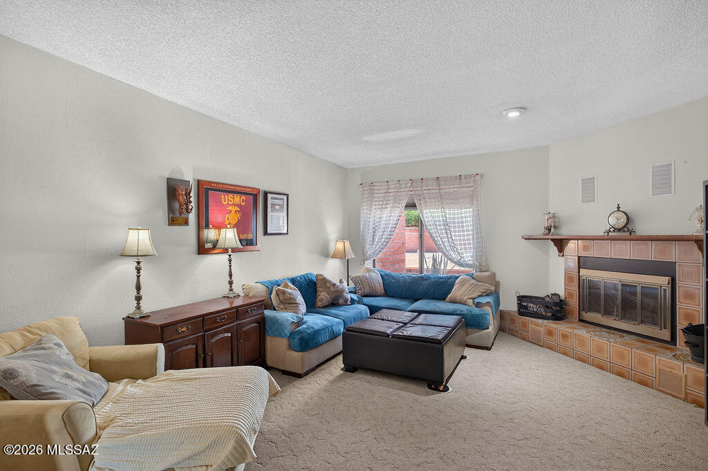 Bridlewood West (42-102) - Residential