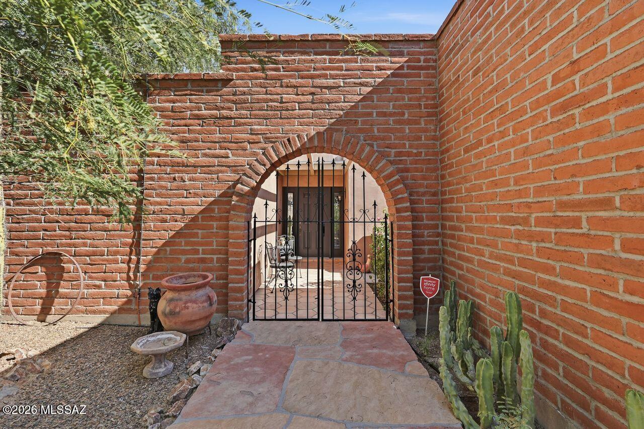 La Canada Foothills (1-75) - Residential