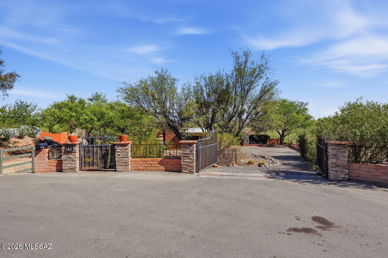 La Canada Foothills (1-75) - Residential