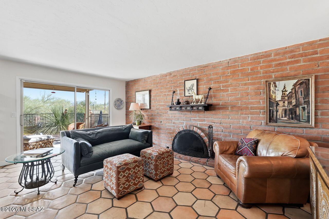 La Canada Foothills (1-75) - Residential