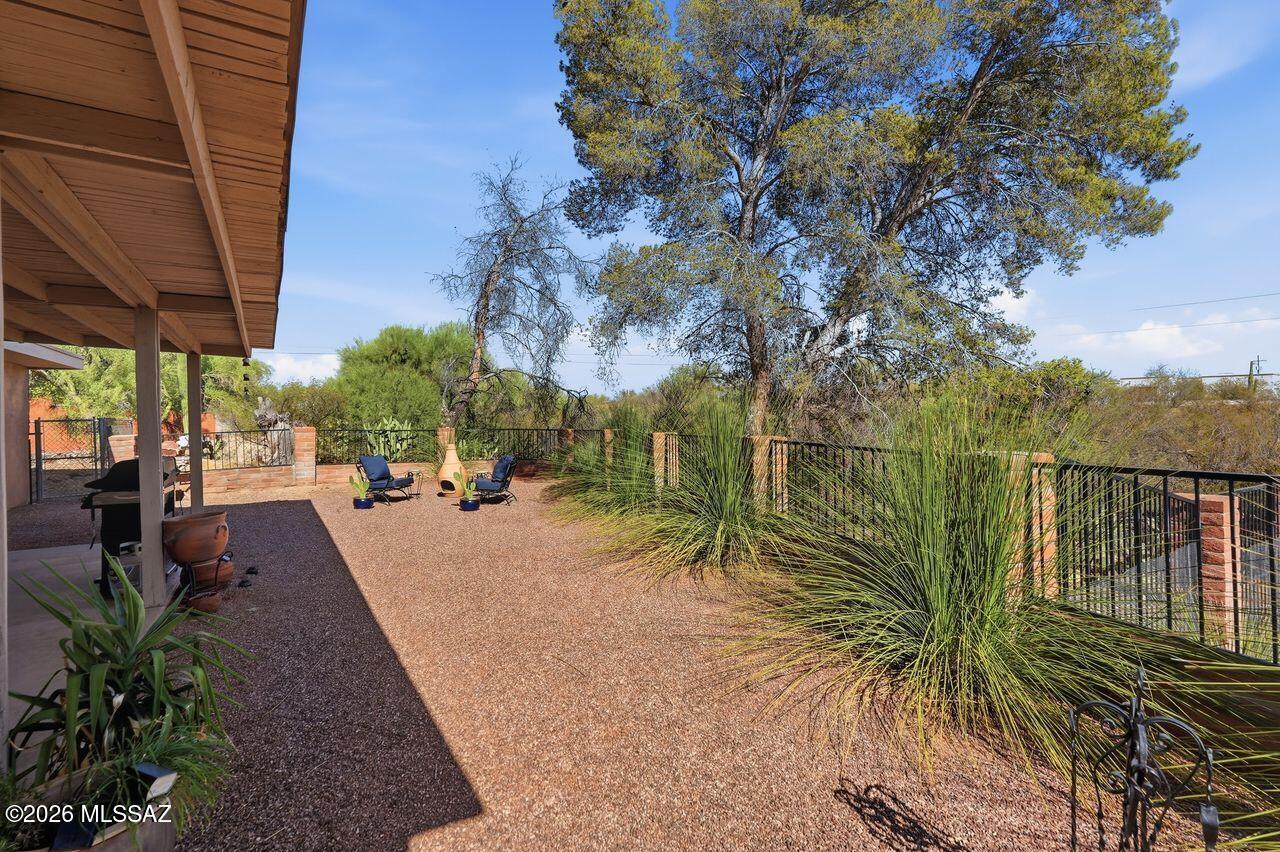 La Canada Foothills (1-75) - Residential