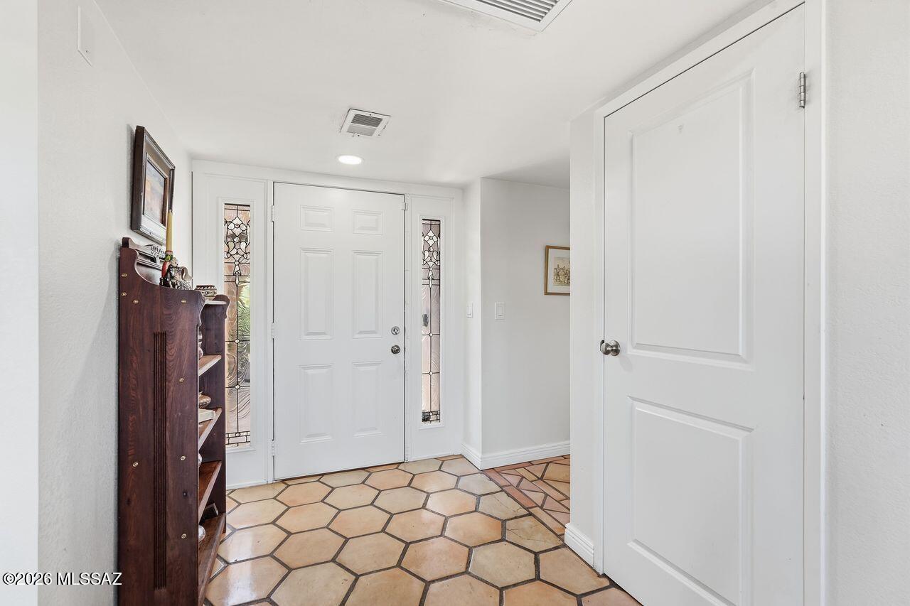 La Canada Foothills (1-75) - Residential