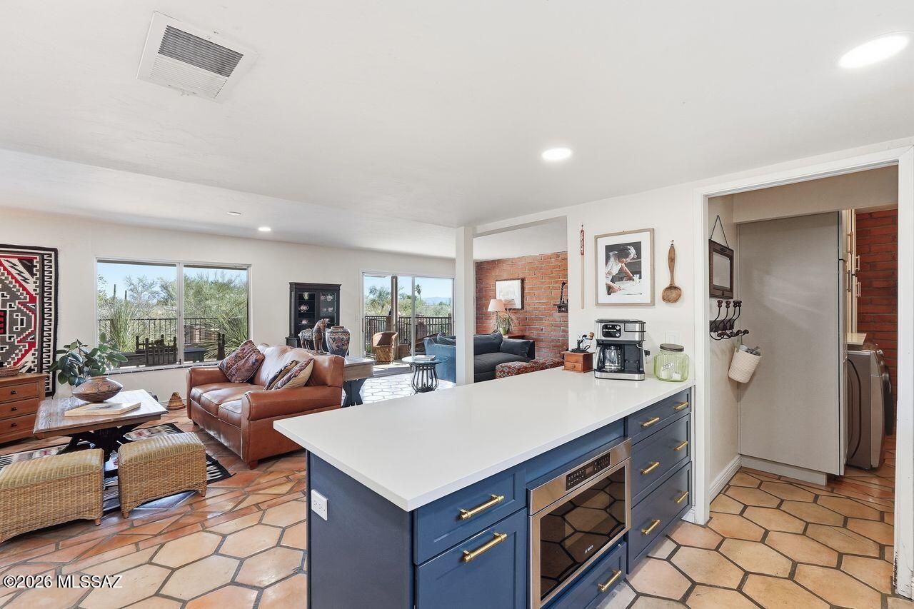 La Canada Foothills (1-75) - Residential