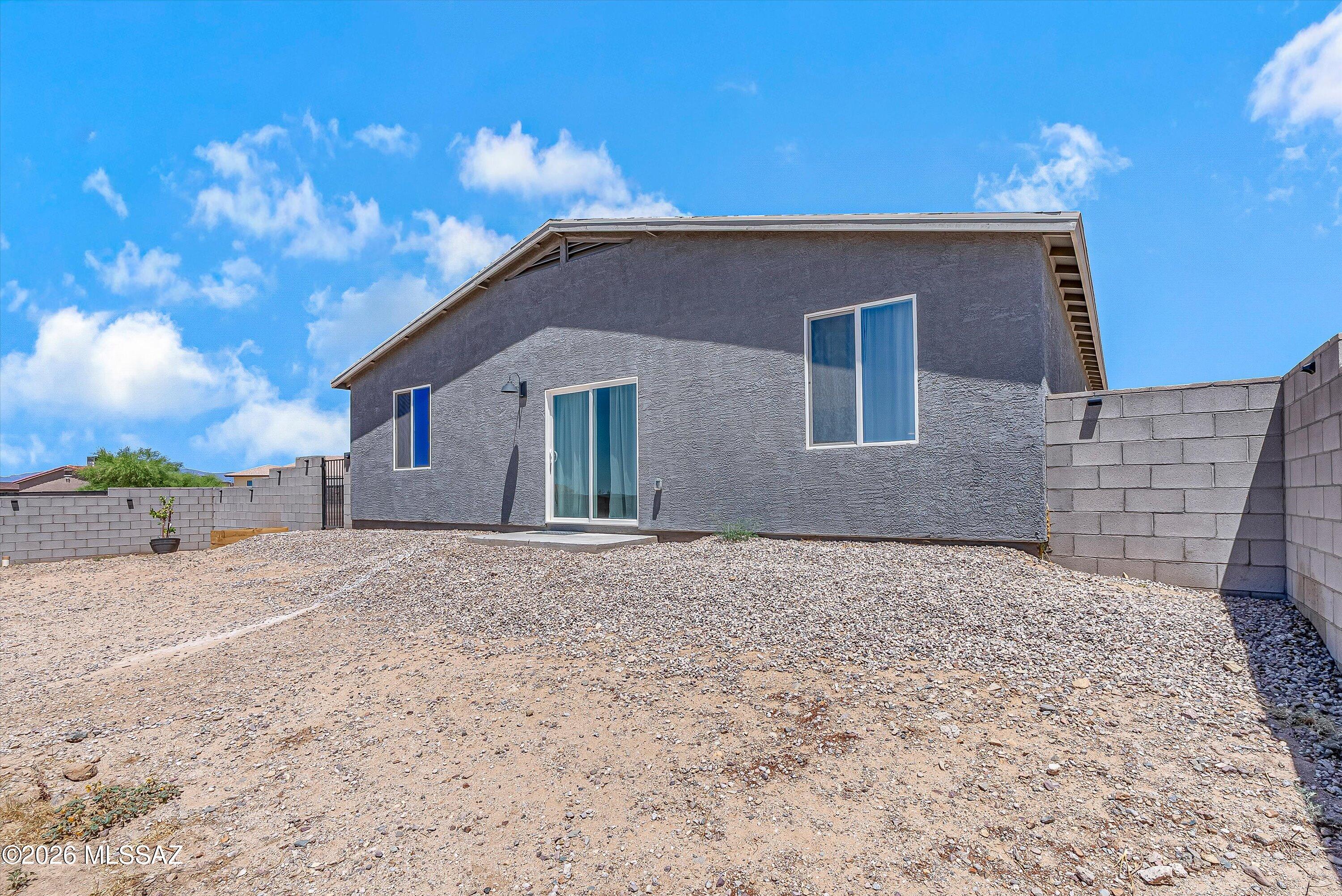 New Tucson Unit NO. 4 (1-203) - Residential
