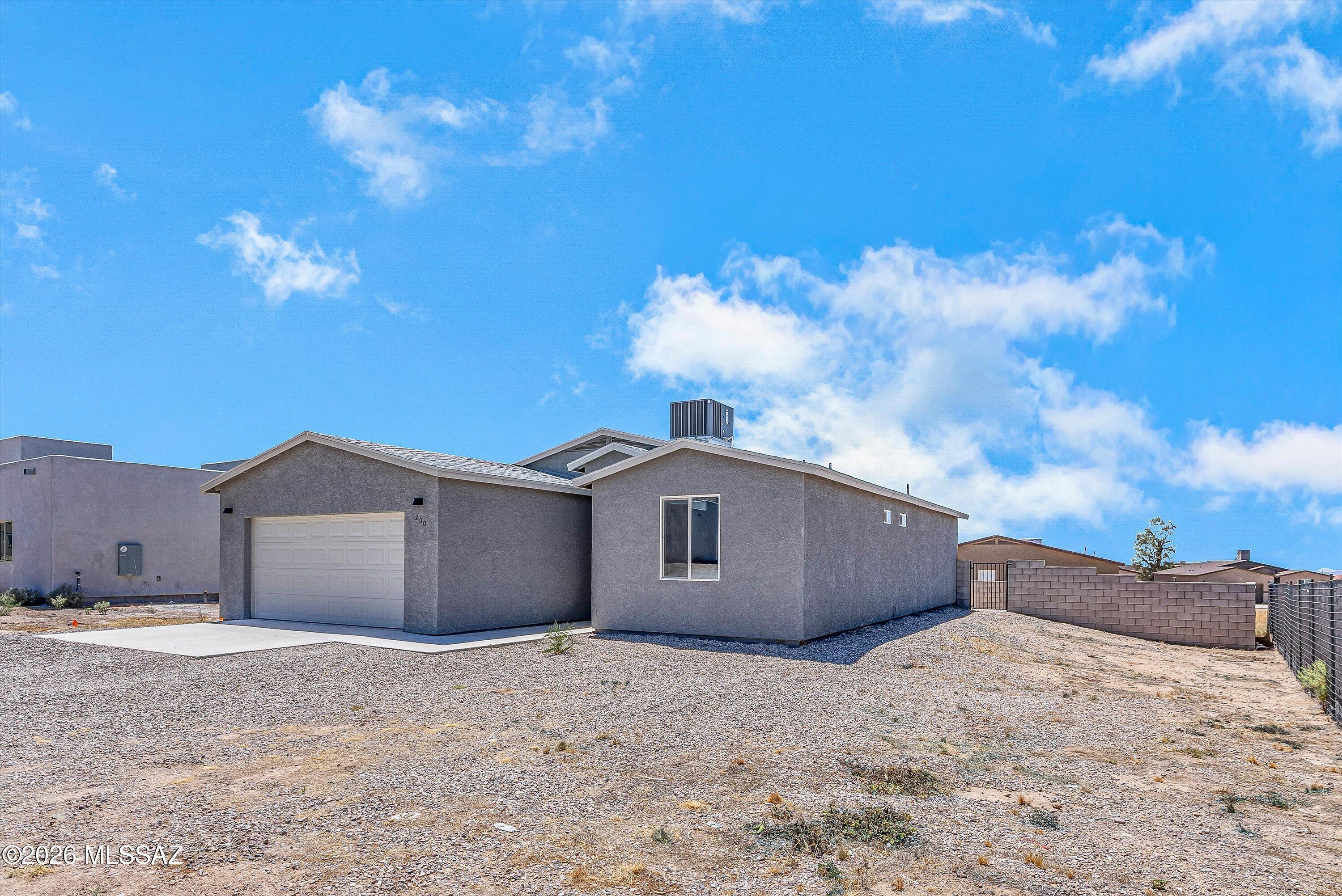New Tucson Unit NO. 4 (1-203) - Residential
