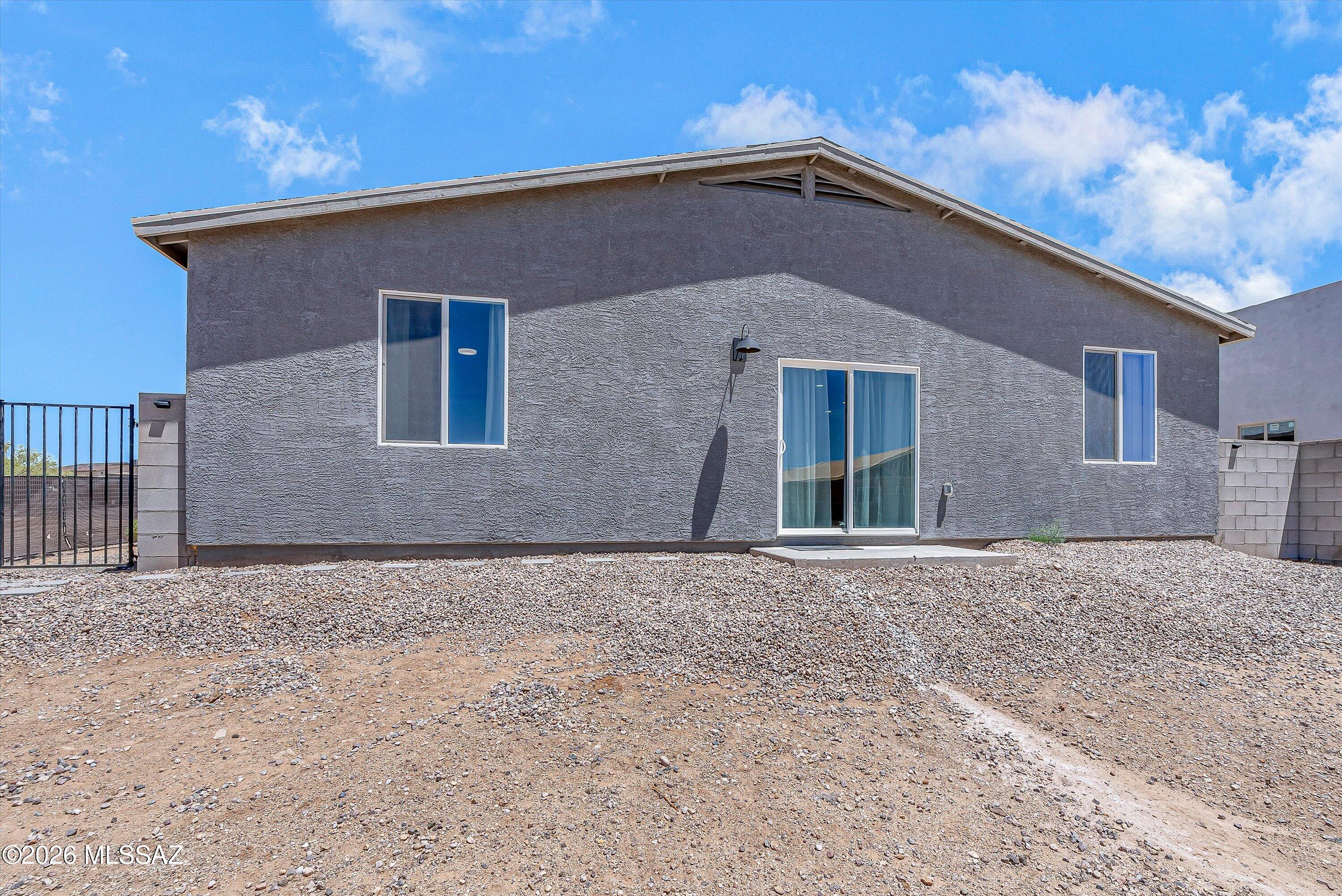 New Tucson Unit NO. 4 (1-203) - Residential